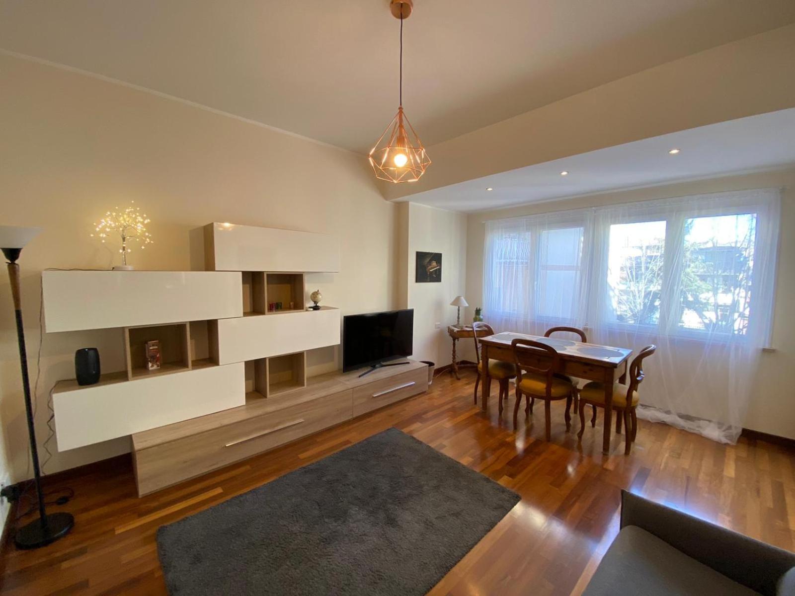 Diamond Apartment