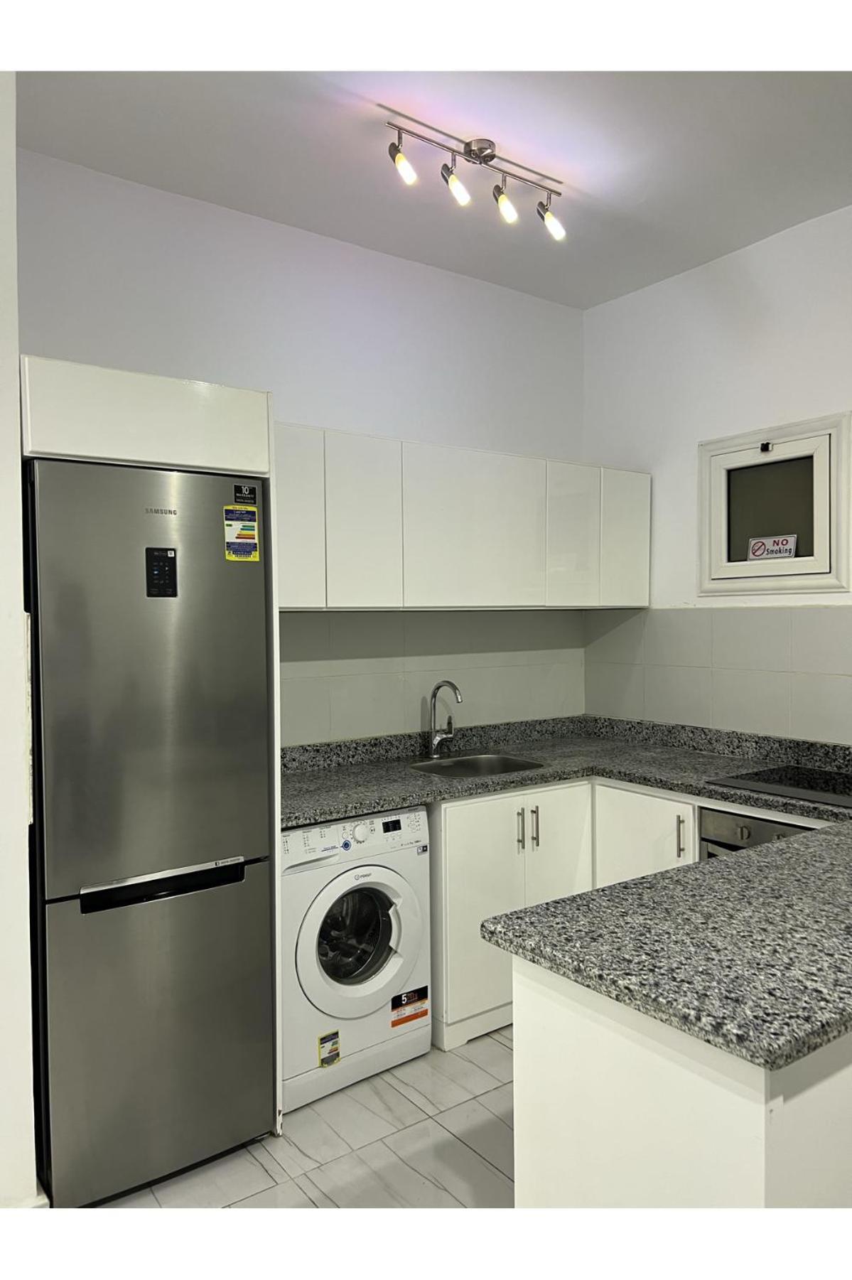 Marina View Apartment