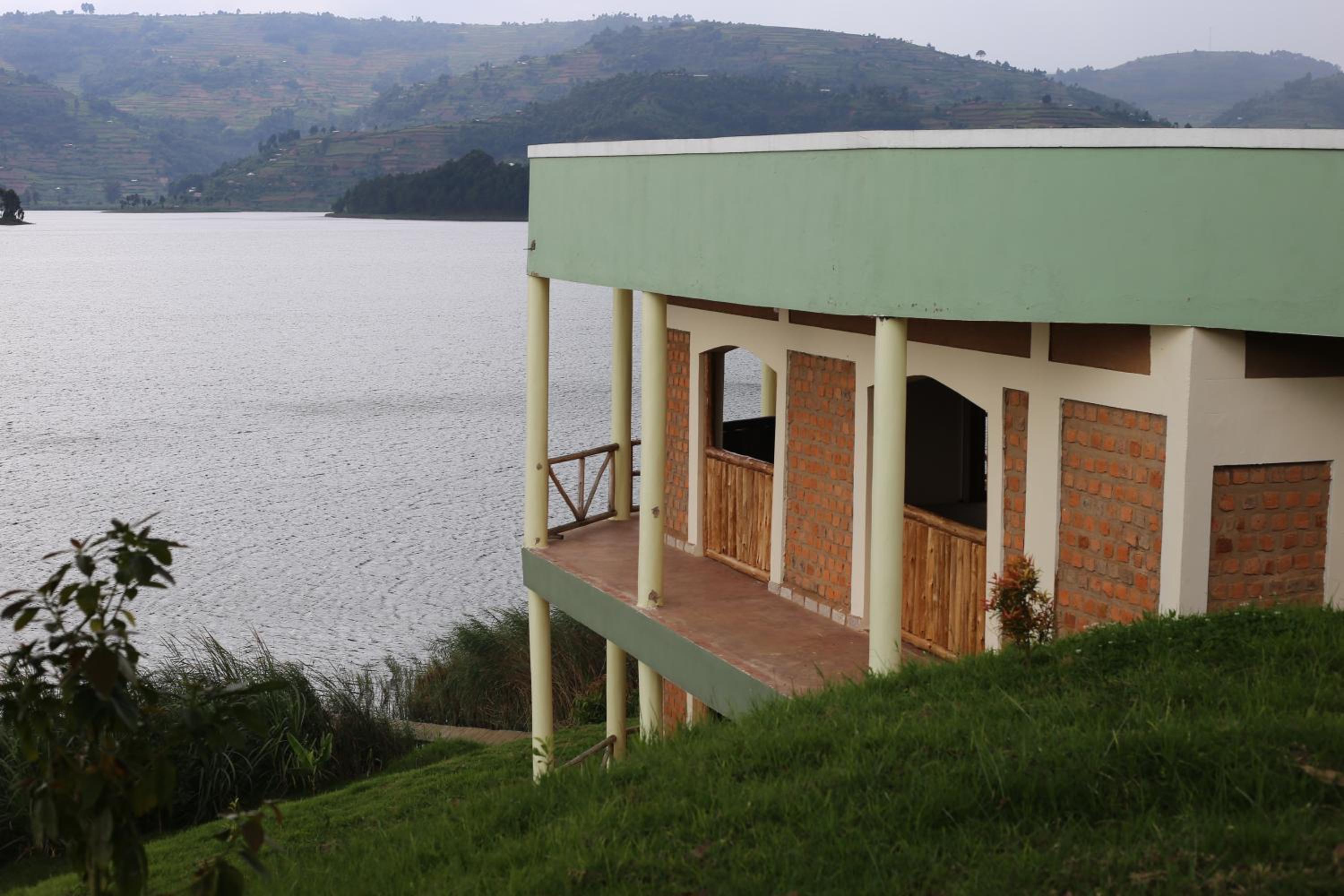 Nyamunyonyi Lake Resort
