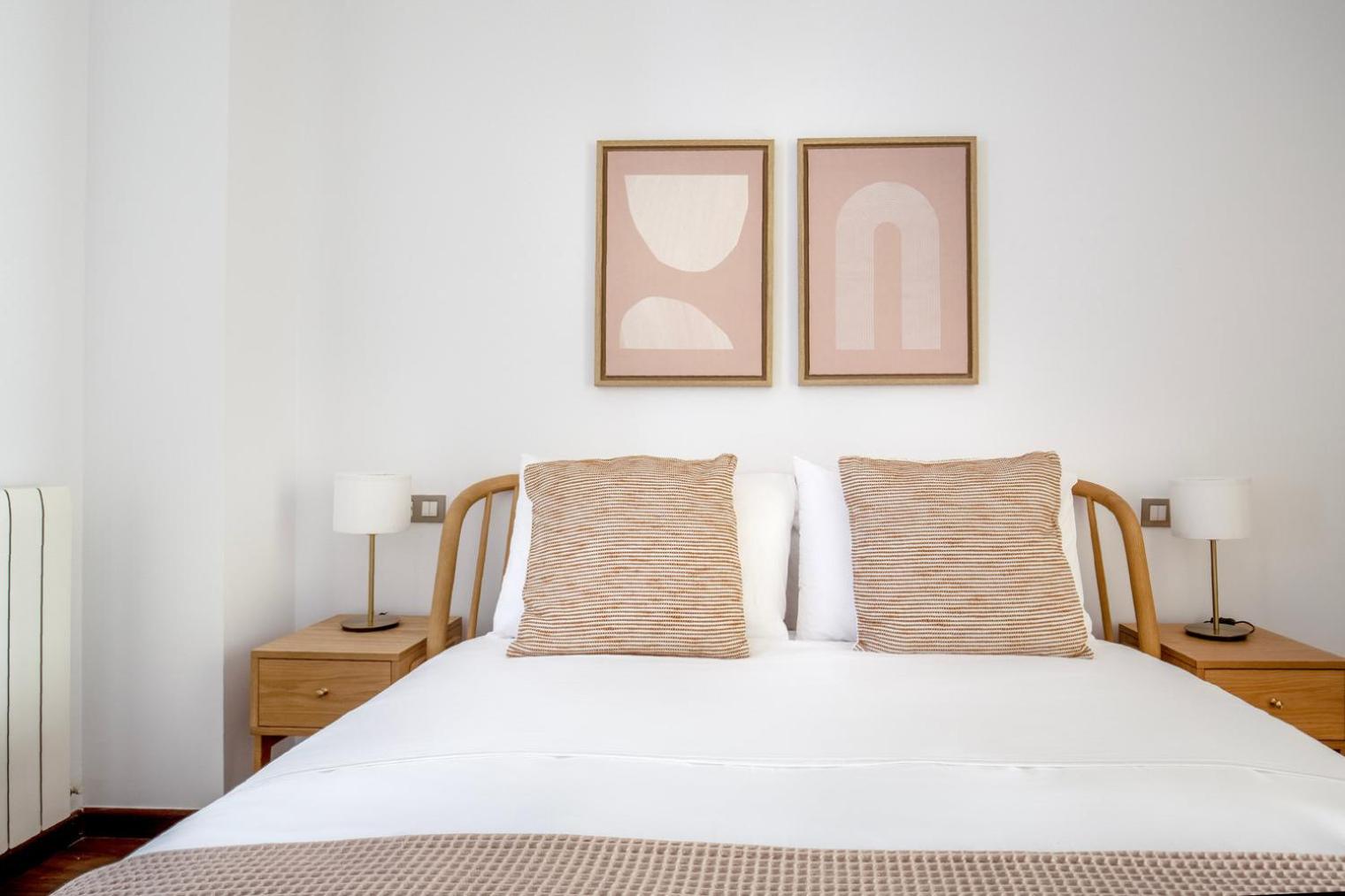Renovated Dreta de lEixample 2br nr R Catalunya BCN-53