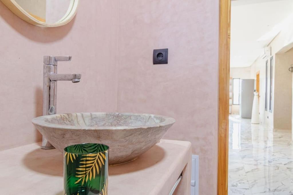 Ezz Dar Marrakech Villa Piscine sans vis a vis Private Pool pour Familles & Couples mariés view 3