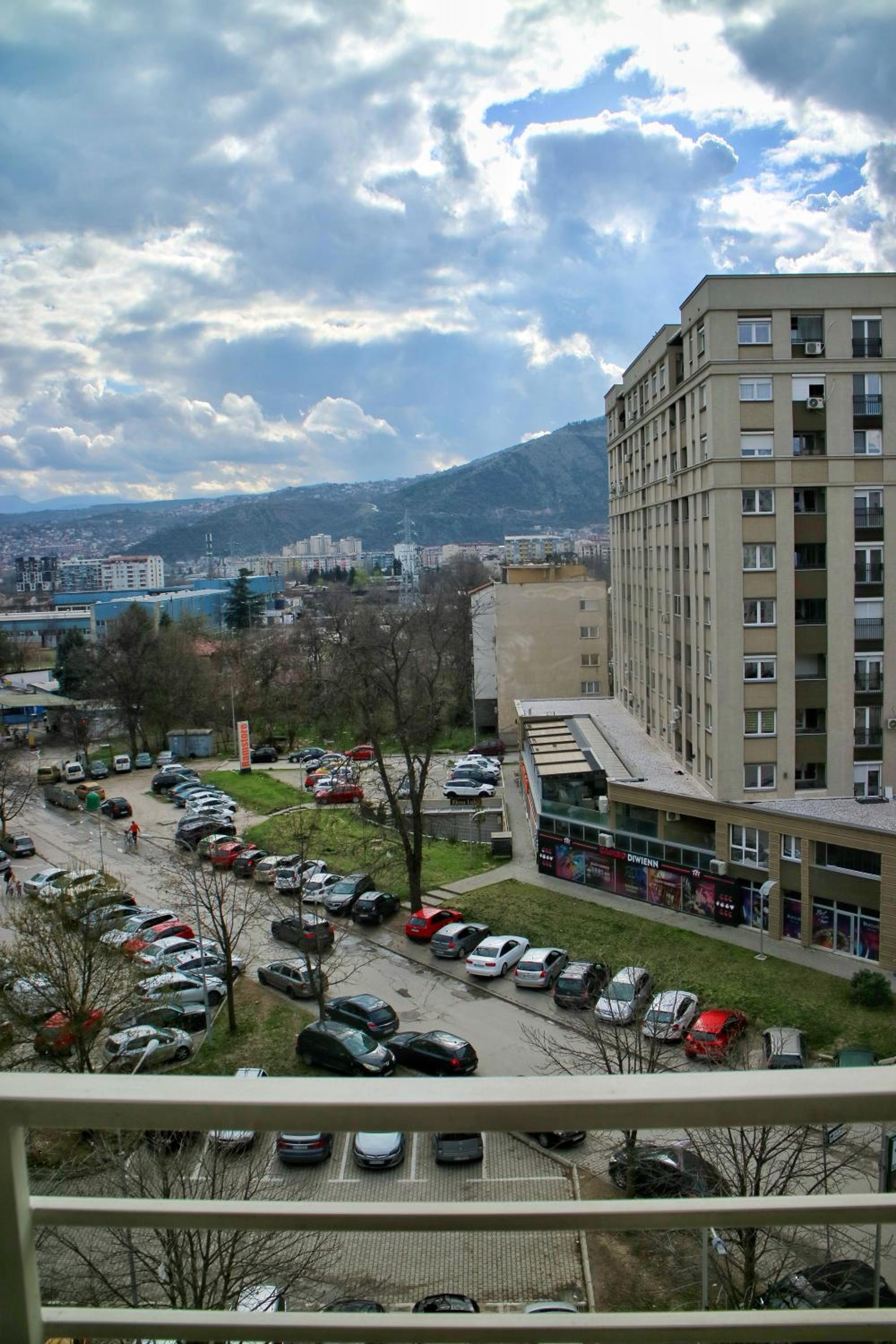 Urban Side Apartments