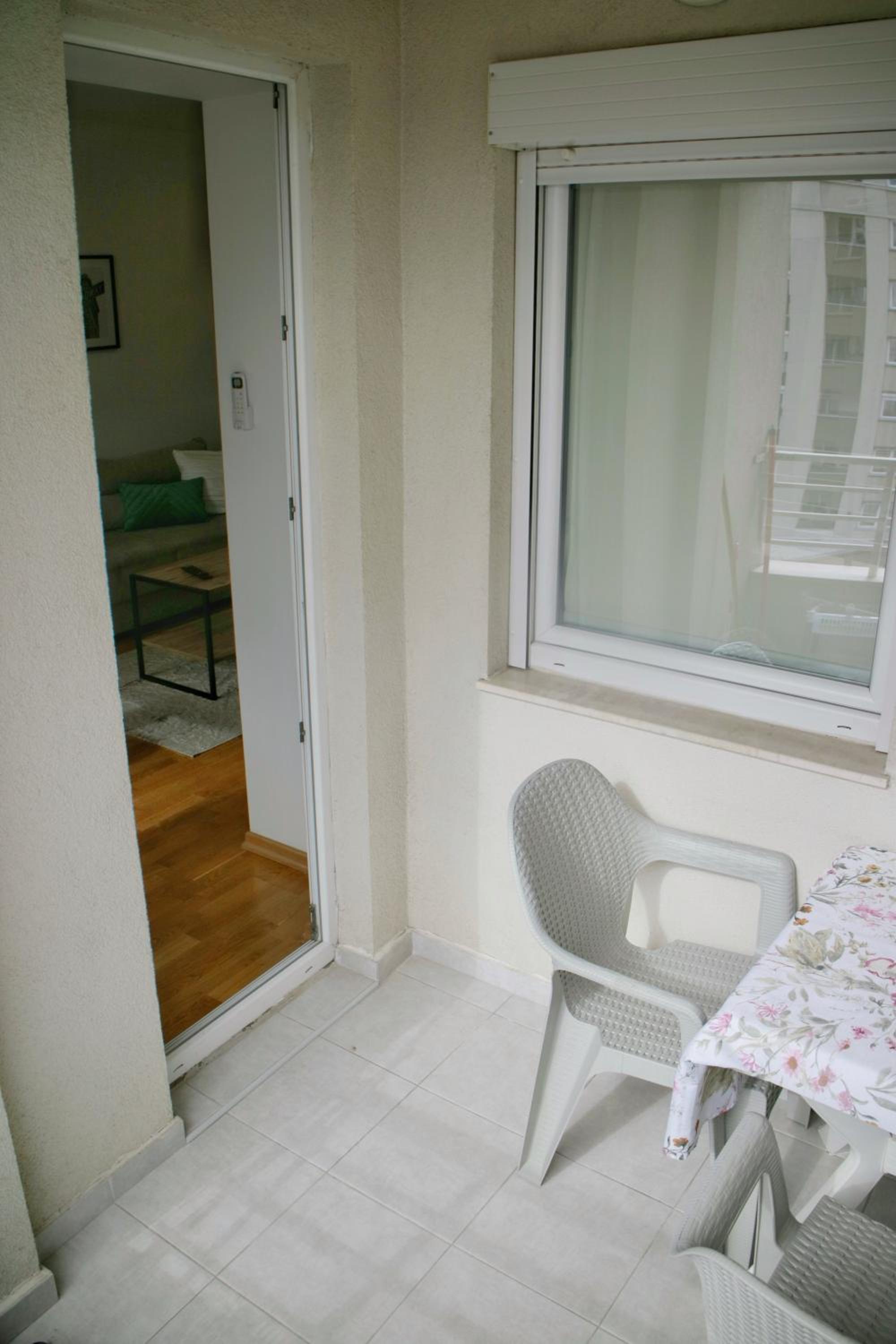 Urban Side Apartments