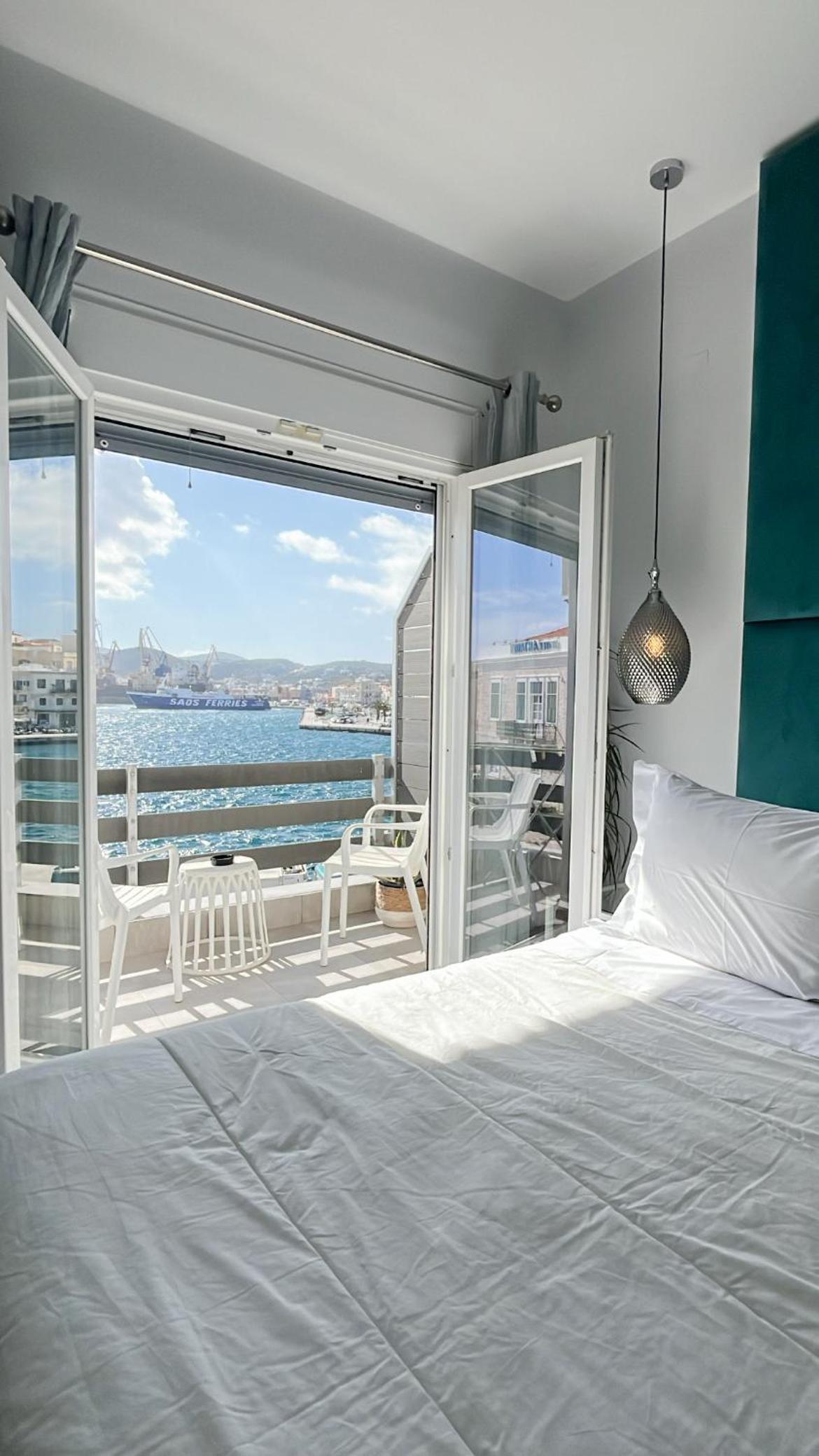 DIIO Suites