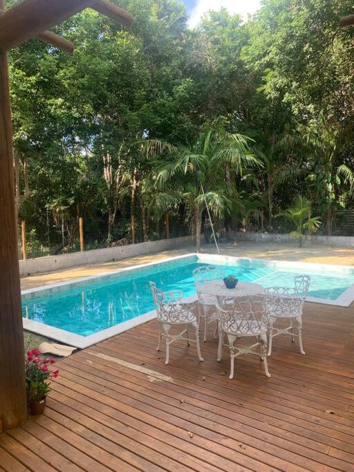 Casa 05 suítes, piscina e natureza