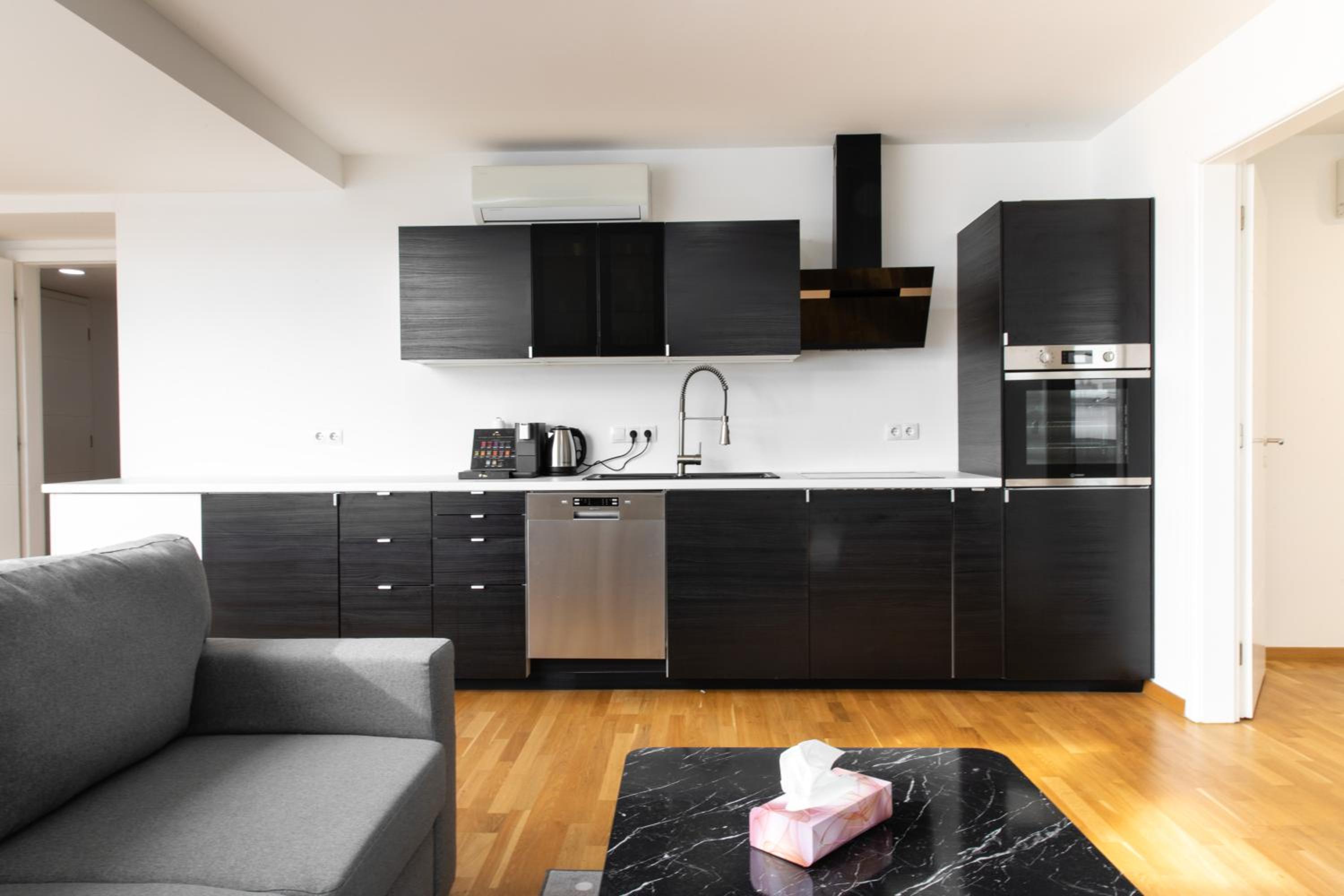 Lé David City Apartments 1020