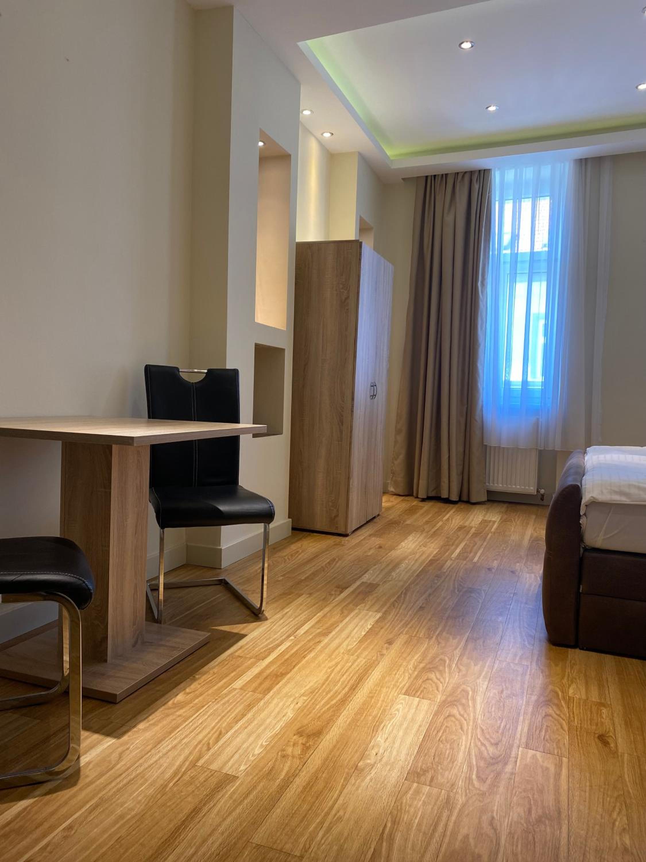 Aurellia Apartments