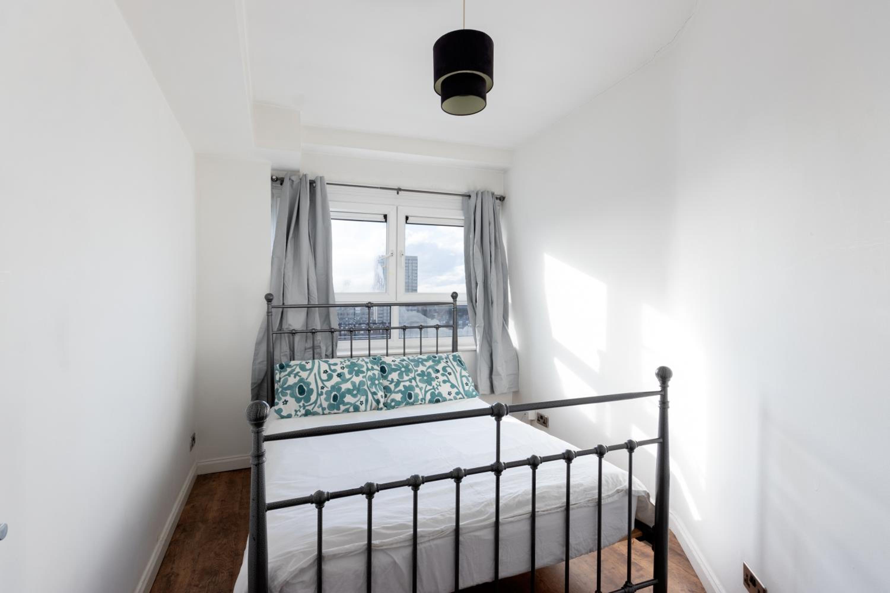 2 bed Bethnal Green Penthouse