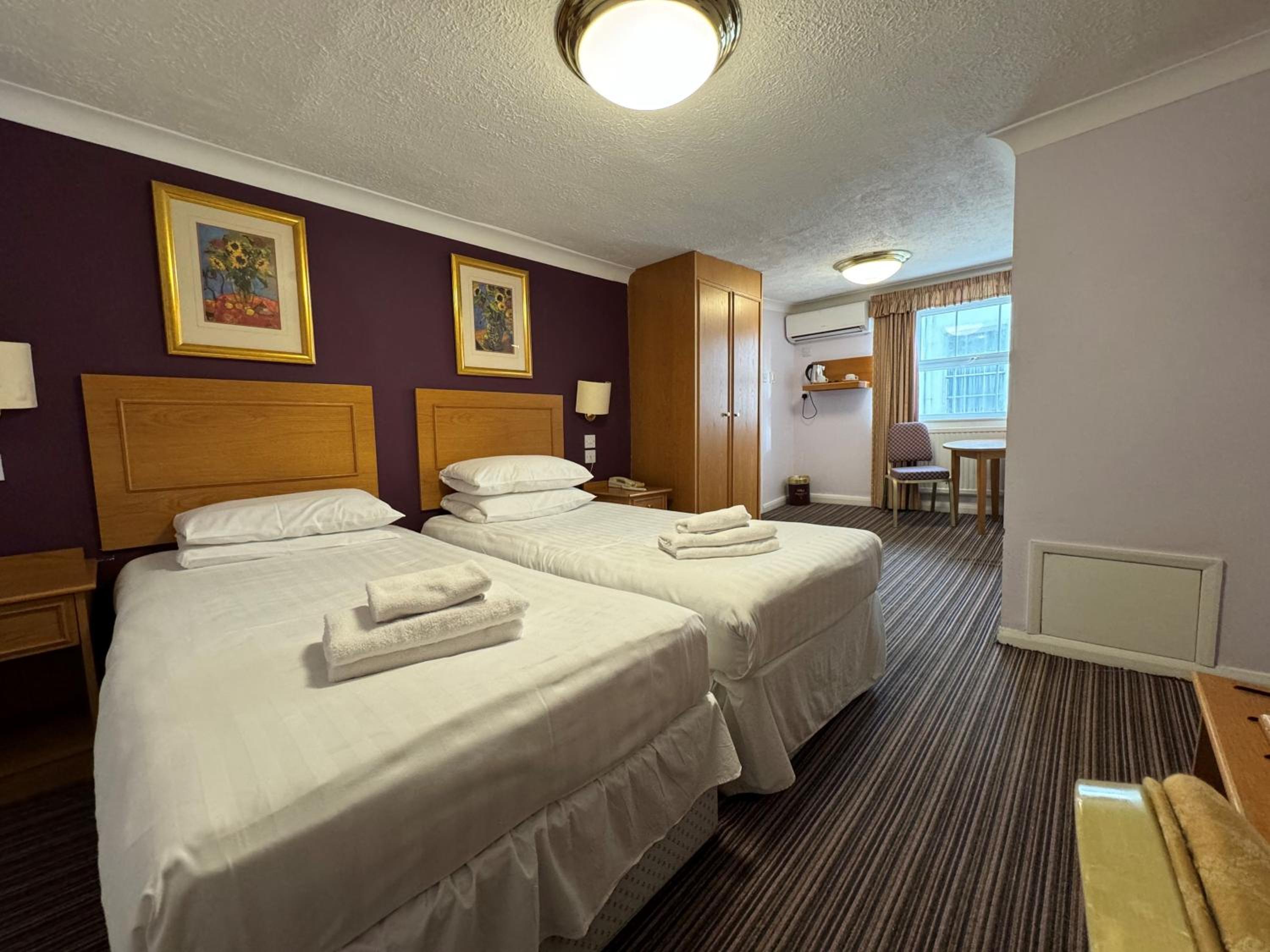 Worthing Vacations - The Chatsworth Hotel - Property Image 39
