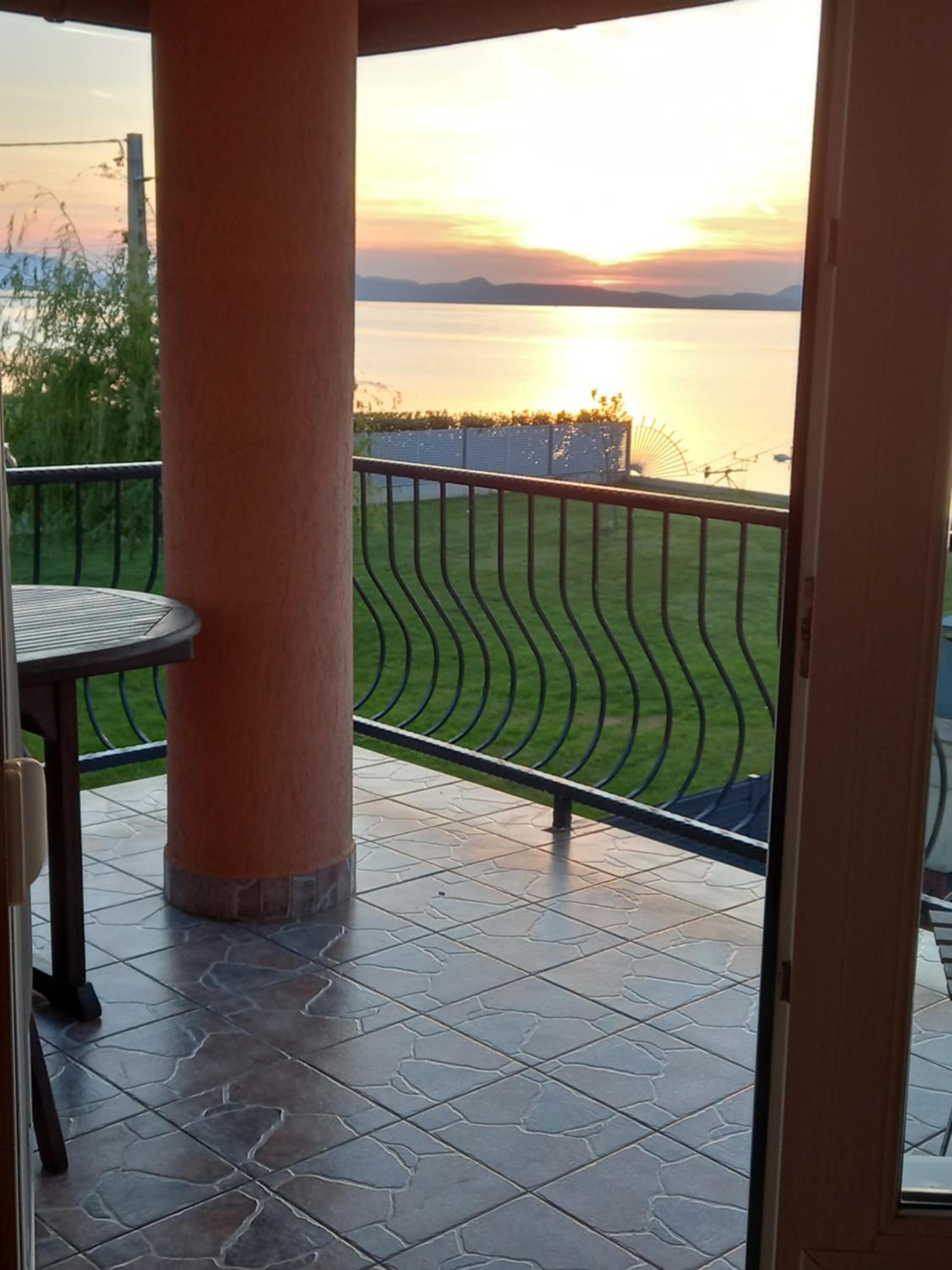 KATI VILLA-BEACH