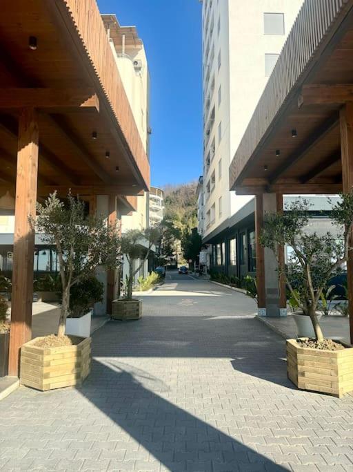 Daily Apartments Durres B4