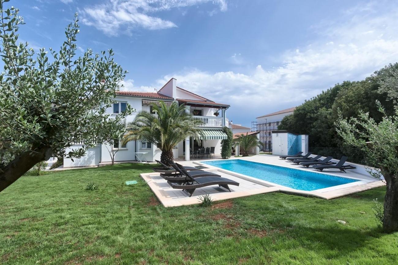 Villa Ajda