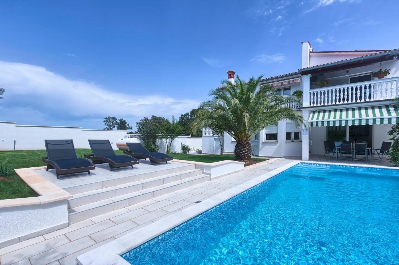 Villa Ajda