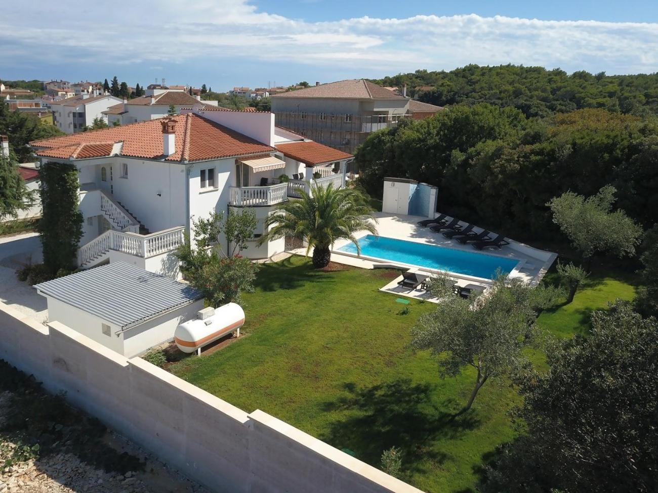 Villa Ajda
