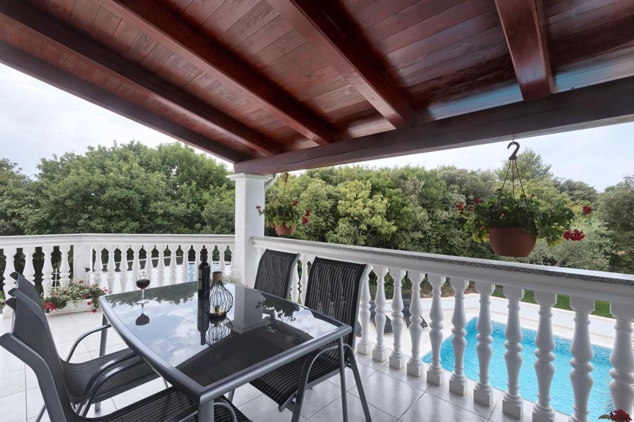 Villa Ajda