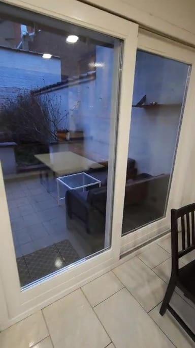 Beautiful, renovated fully self contained room