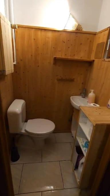 Beautiful, renovated fully self contained room