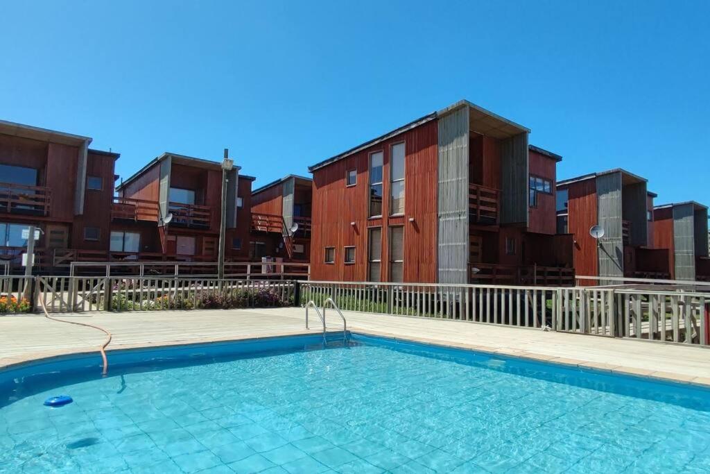 Loft en condominio con acceso directo a la playa