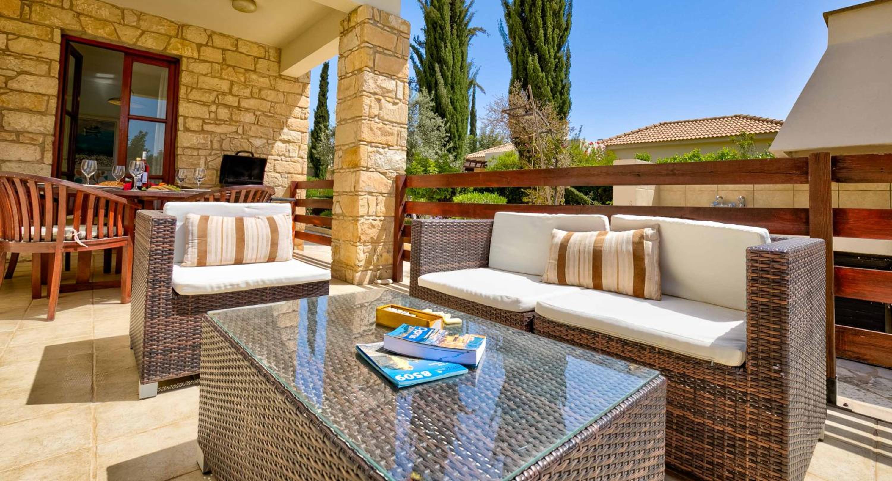 3 bedroom Villa Tala with private pool and sunset views, Aphrodite Hills Resort