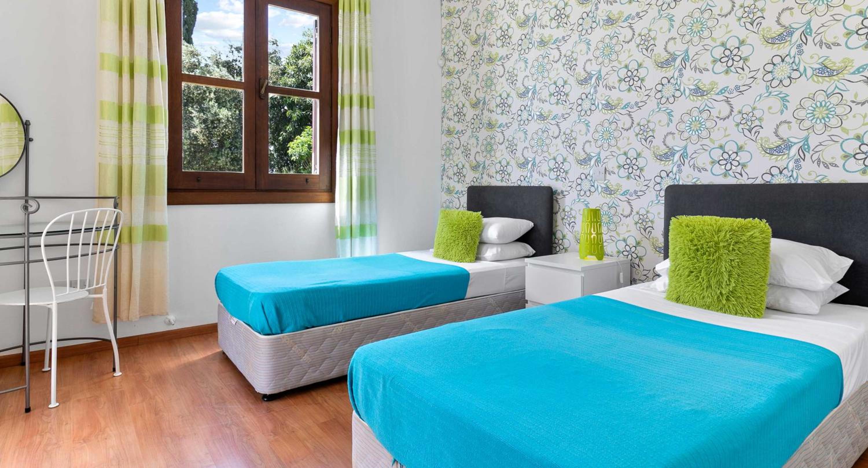 3 bedroom Villa Tala with private pool and sunset views, Aphrodite Hills Resort