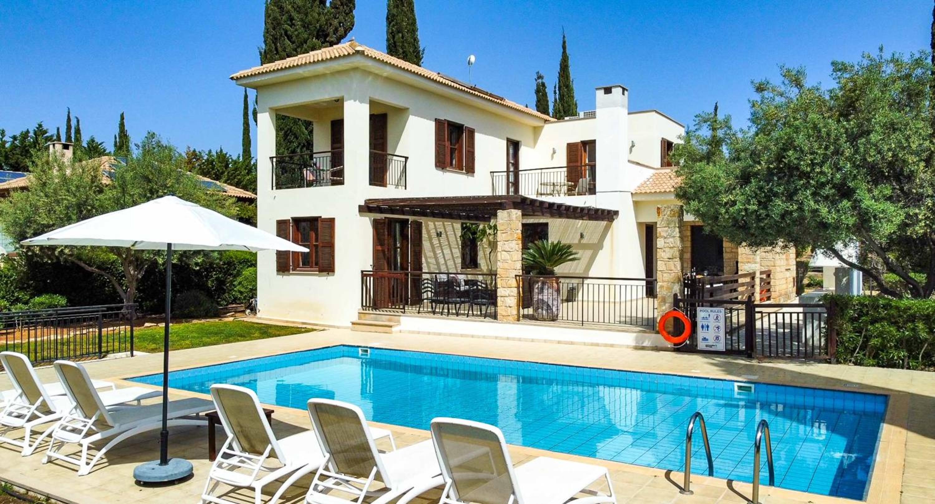 3 bedroom Villa Tala with private pool and sunset views, Aphrodite Hills Resort