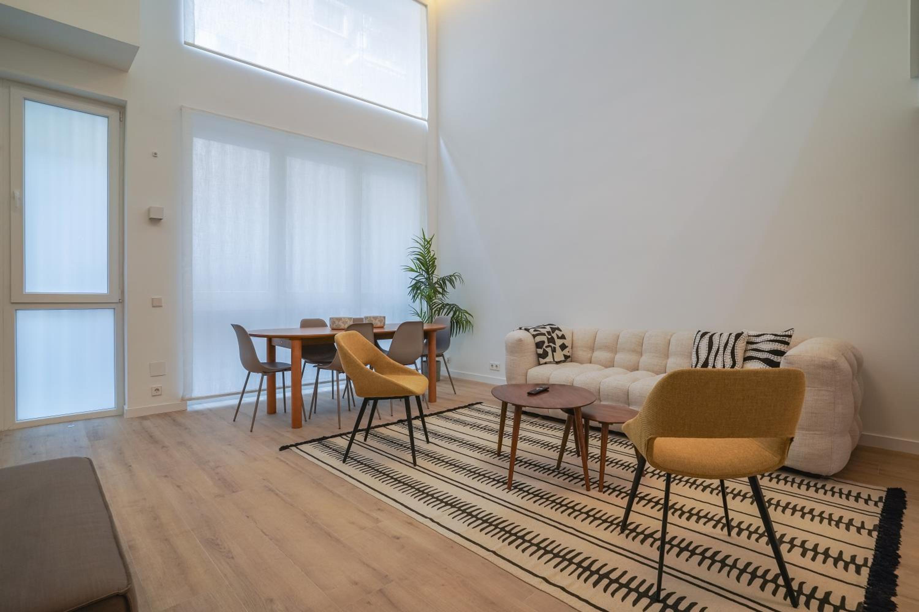 Modern duplex-3Bedrooms 3Bathrooms-Lavapiés
