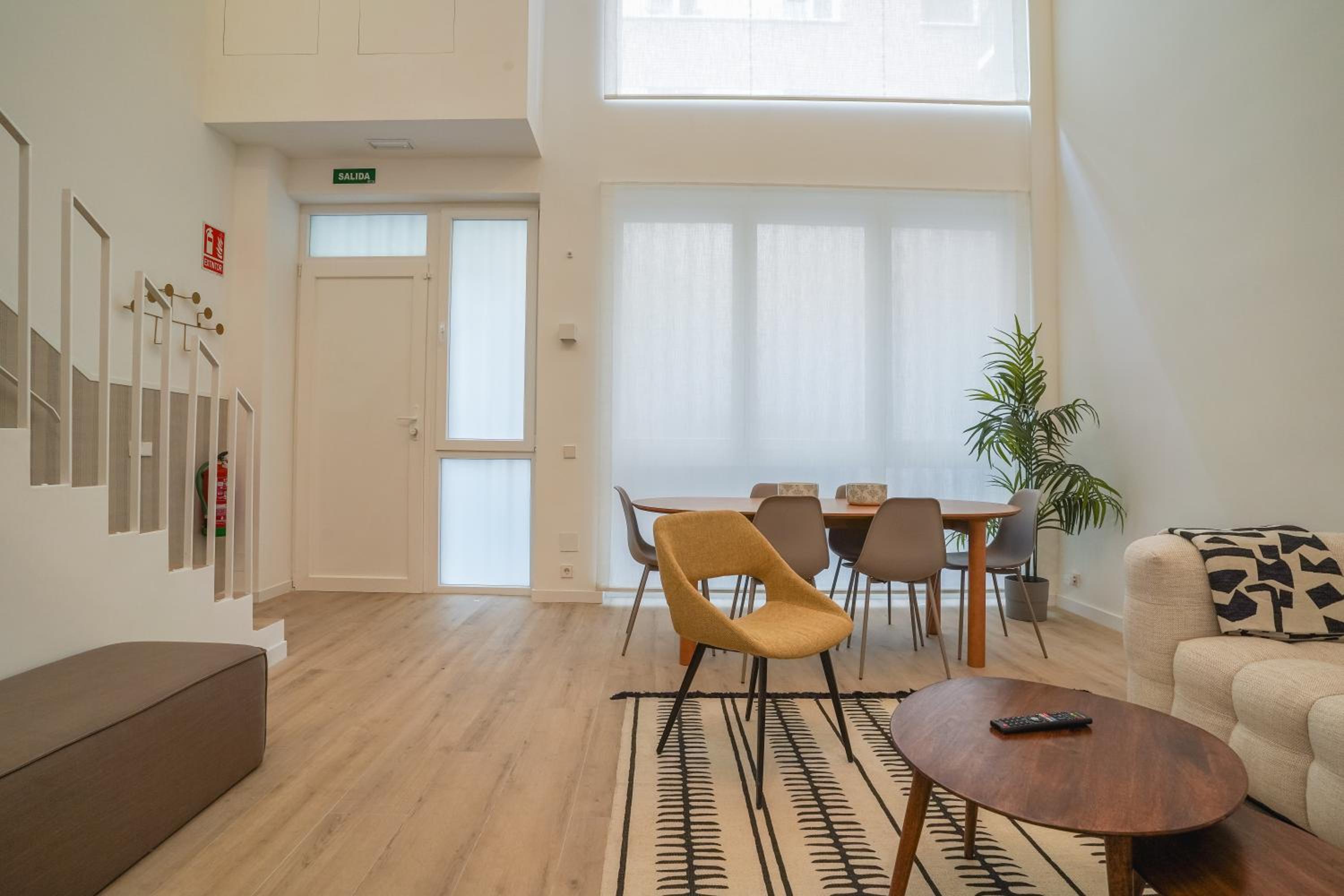 Modern duplex-3Bedrooms 3Bathrooms-Lavapiés