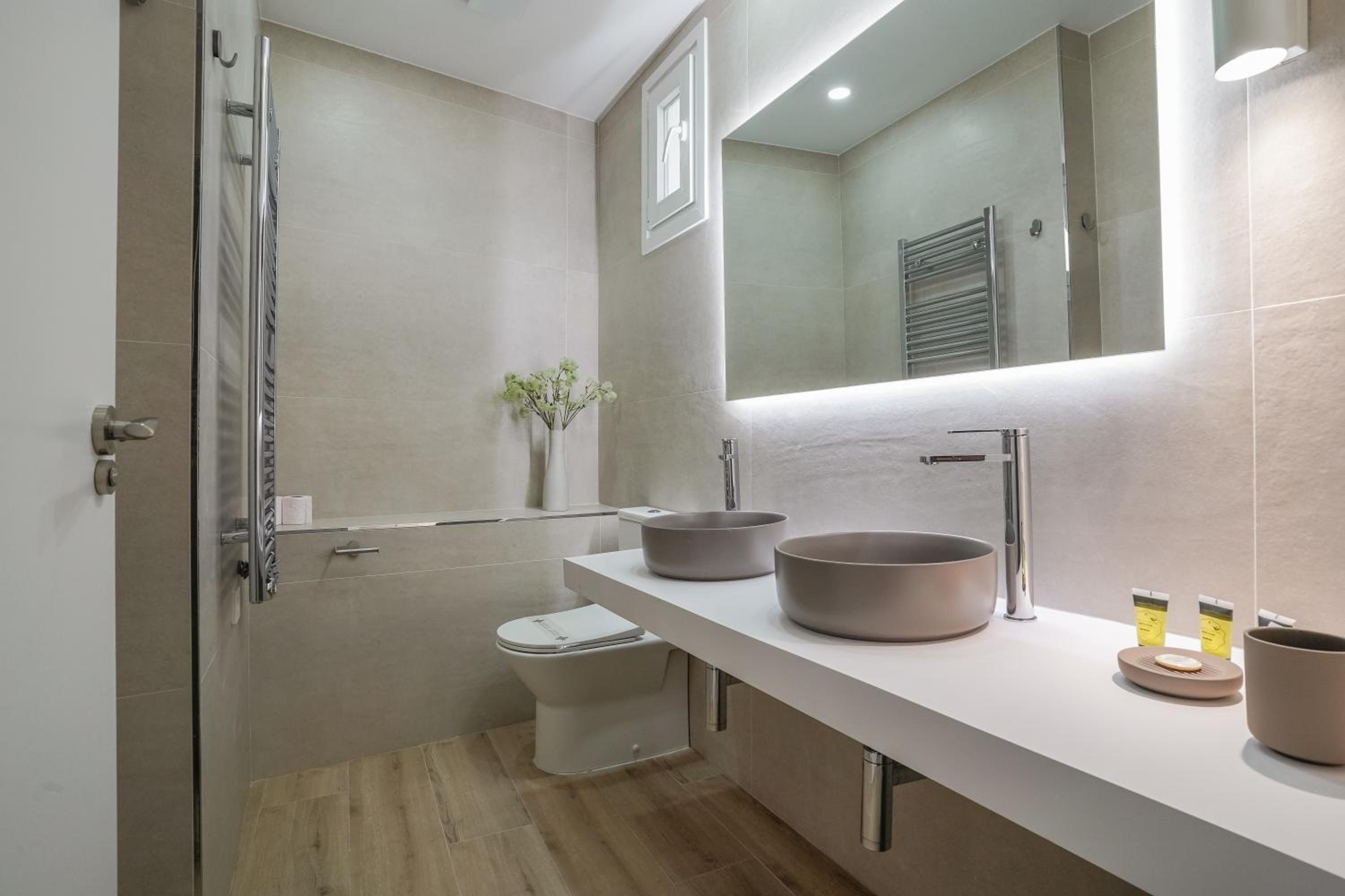 Modern duplex-3Bedrooms 3Bathrooms-Lavapiés