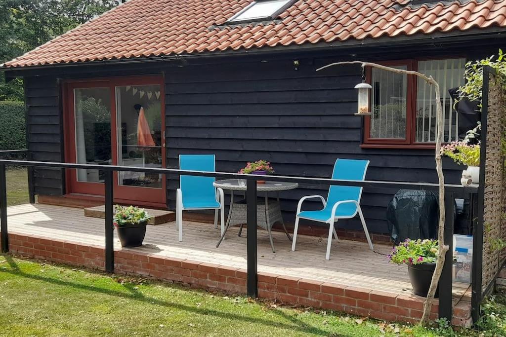 Owlhoot Annexe