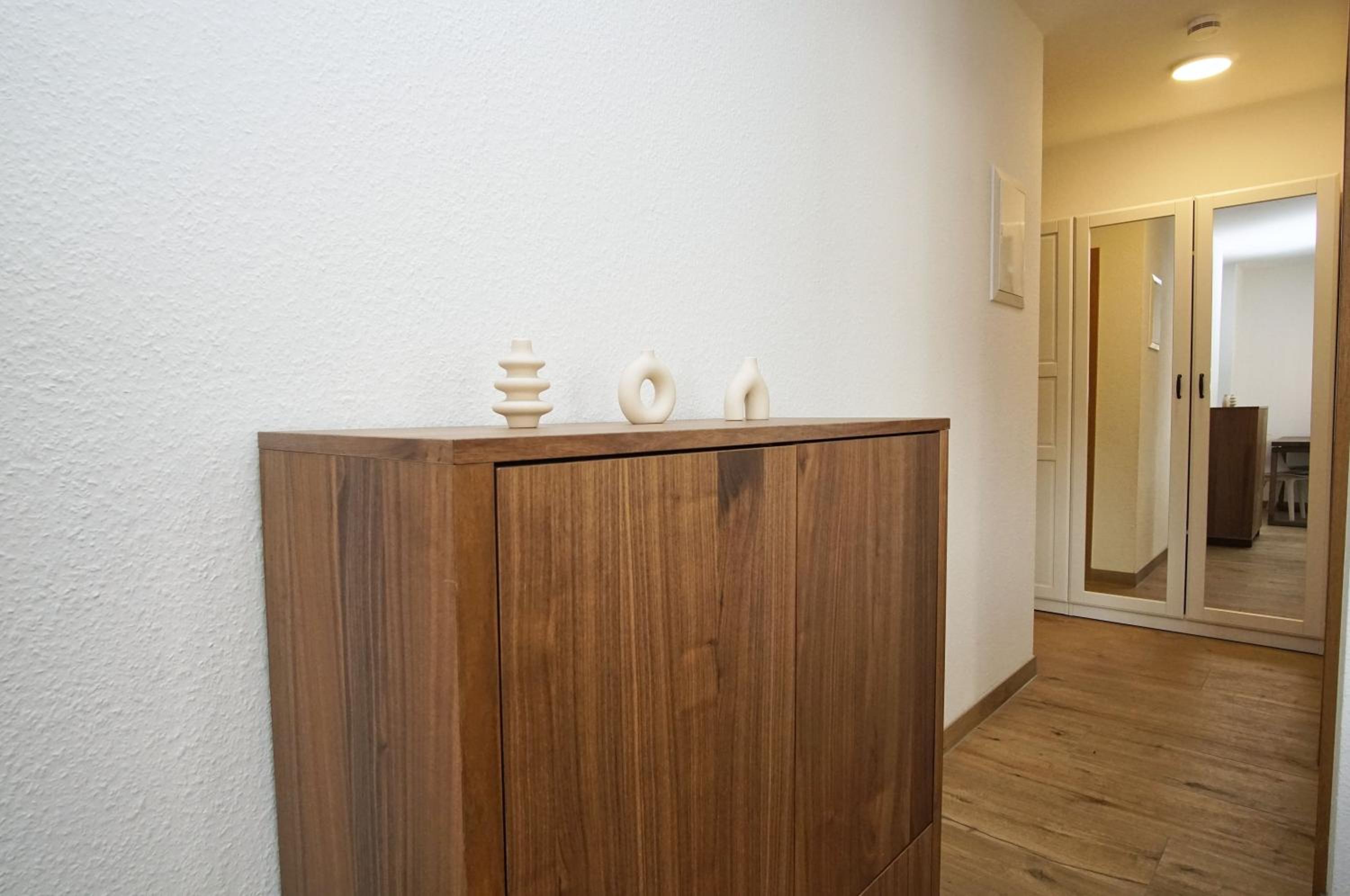 Terrasse, gratis Nutzung vom AHOI Erlebnisbad und Sauna inSellin - Villa Karola FeWo 06