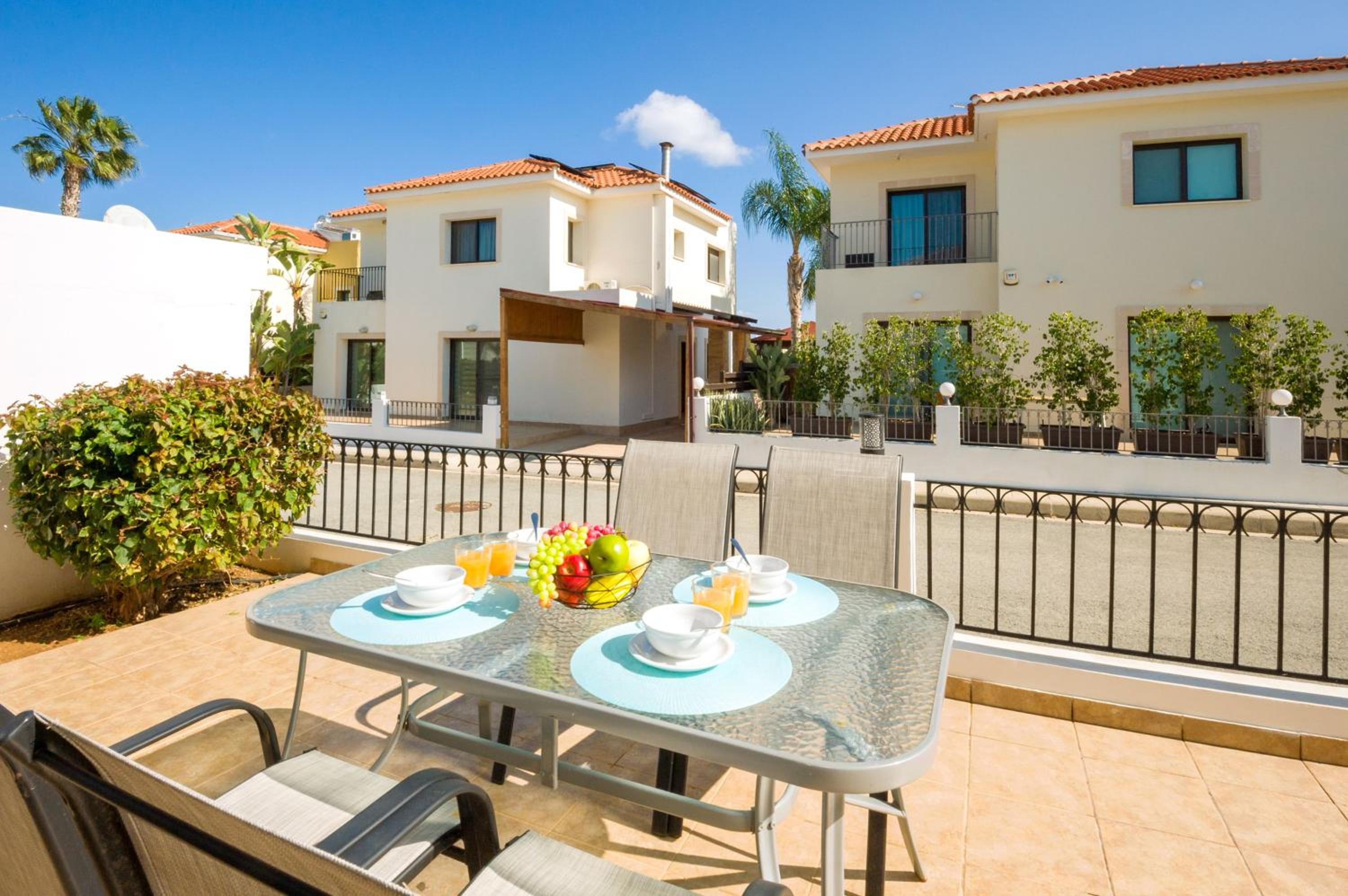 Villa Maya - 4bed with Private Heated Pool