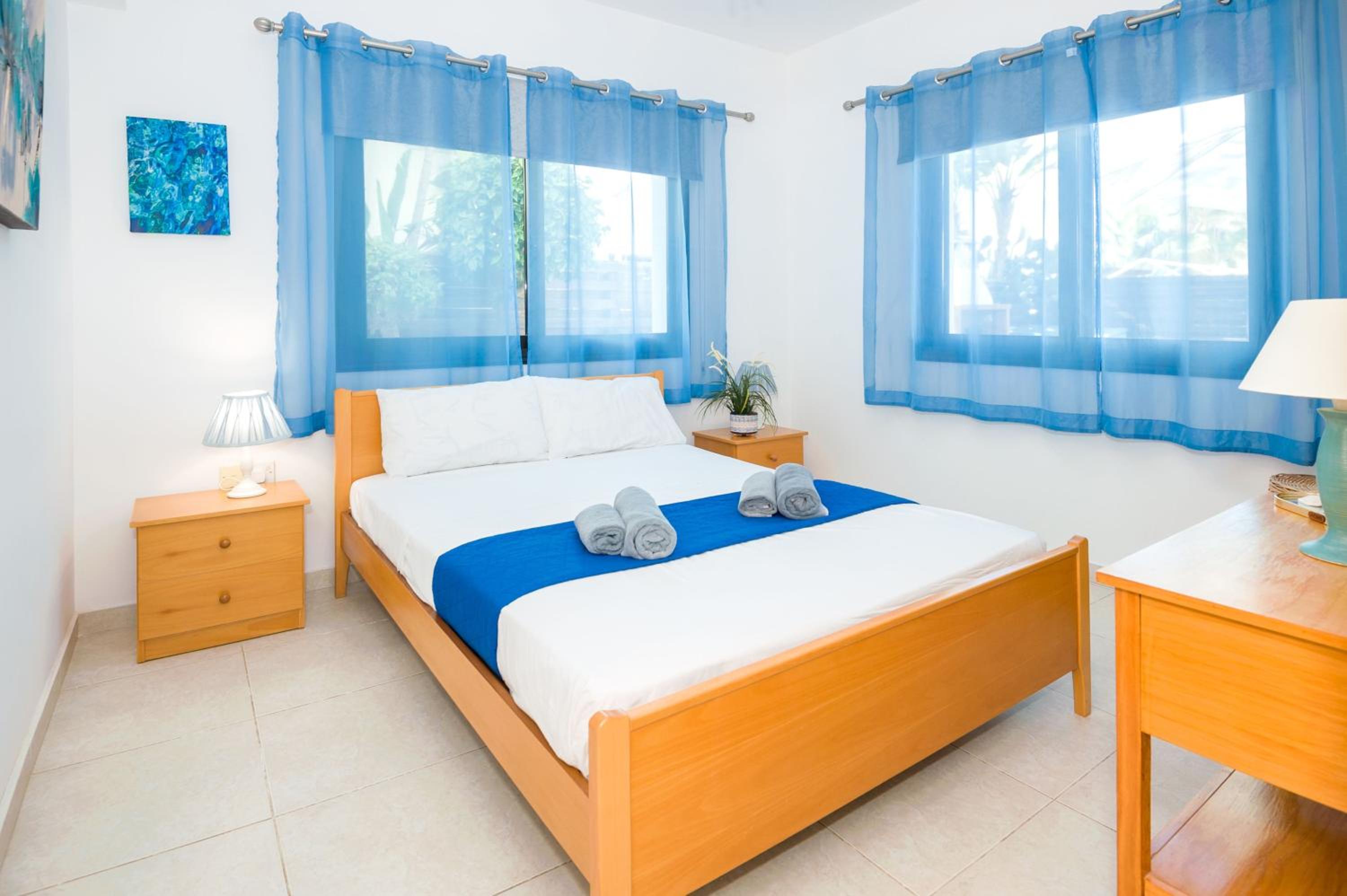 Villa Maya - 4bed with Private Heated Pool