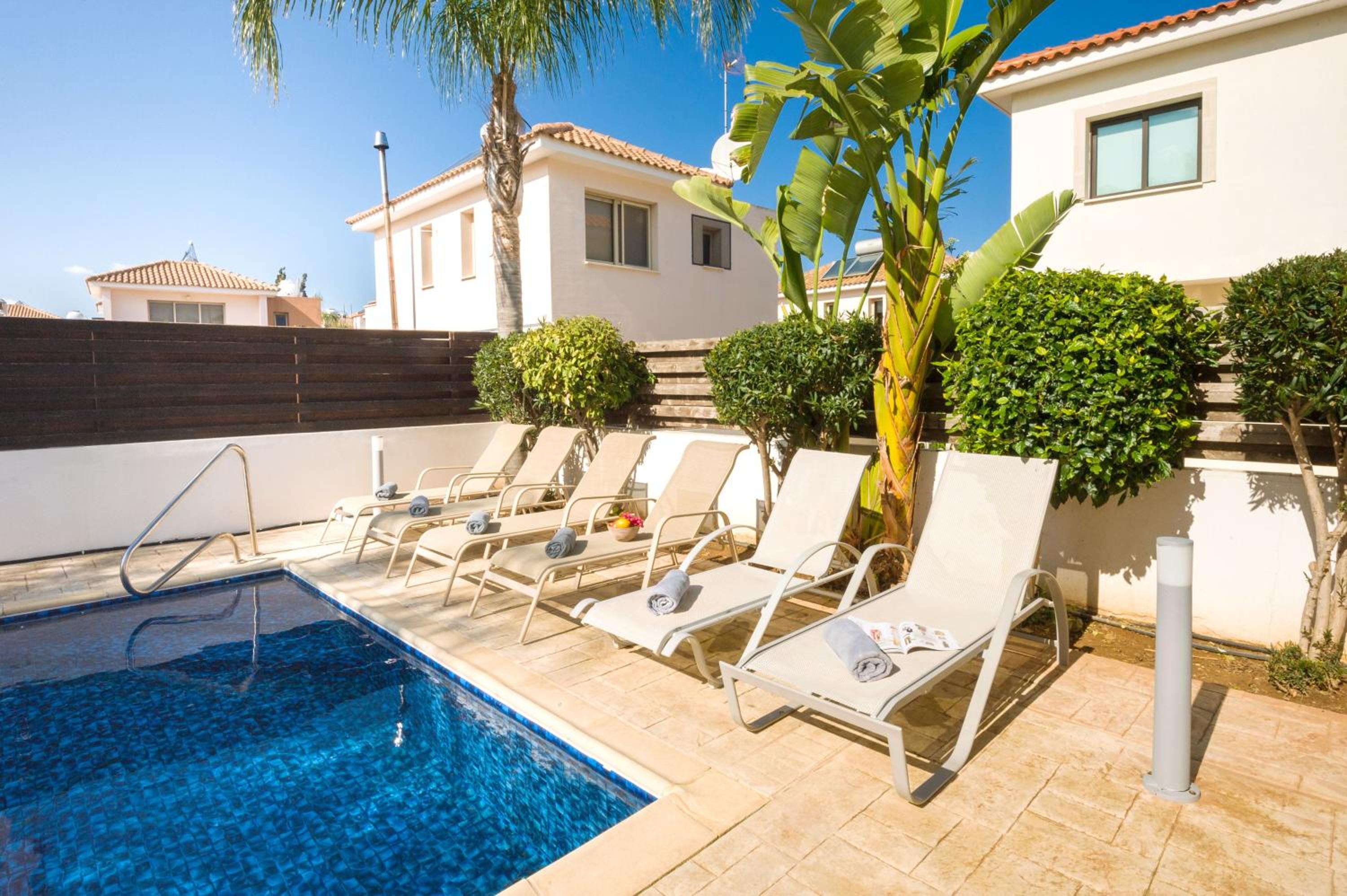 Villa Maya - 4bed with Private Heated Pool