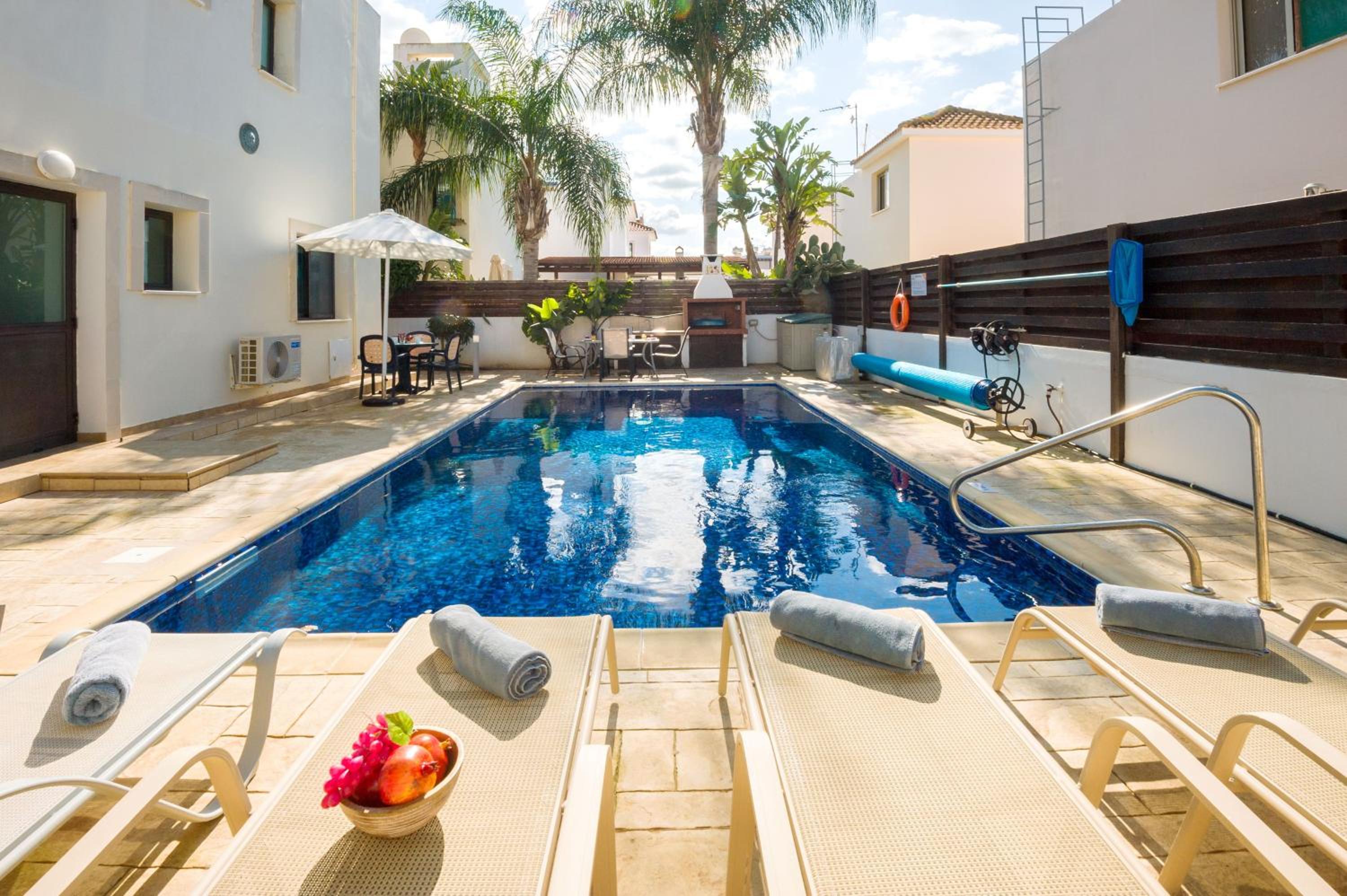 Villa Maya - 4bed with Private Heated Pool