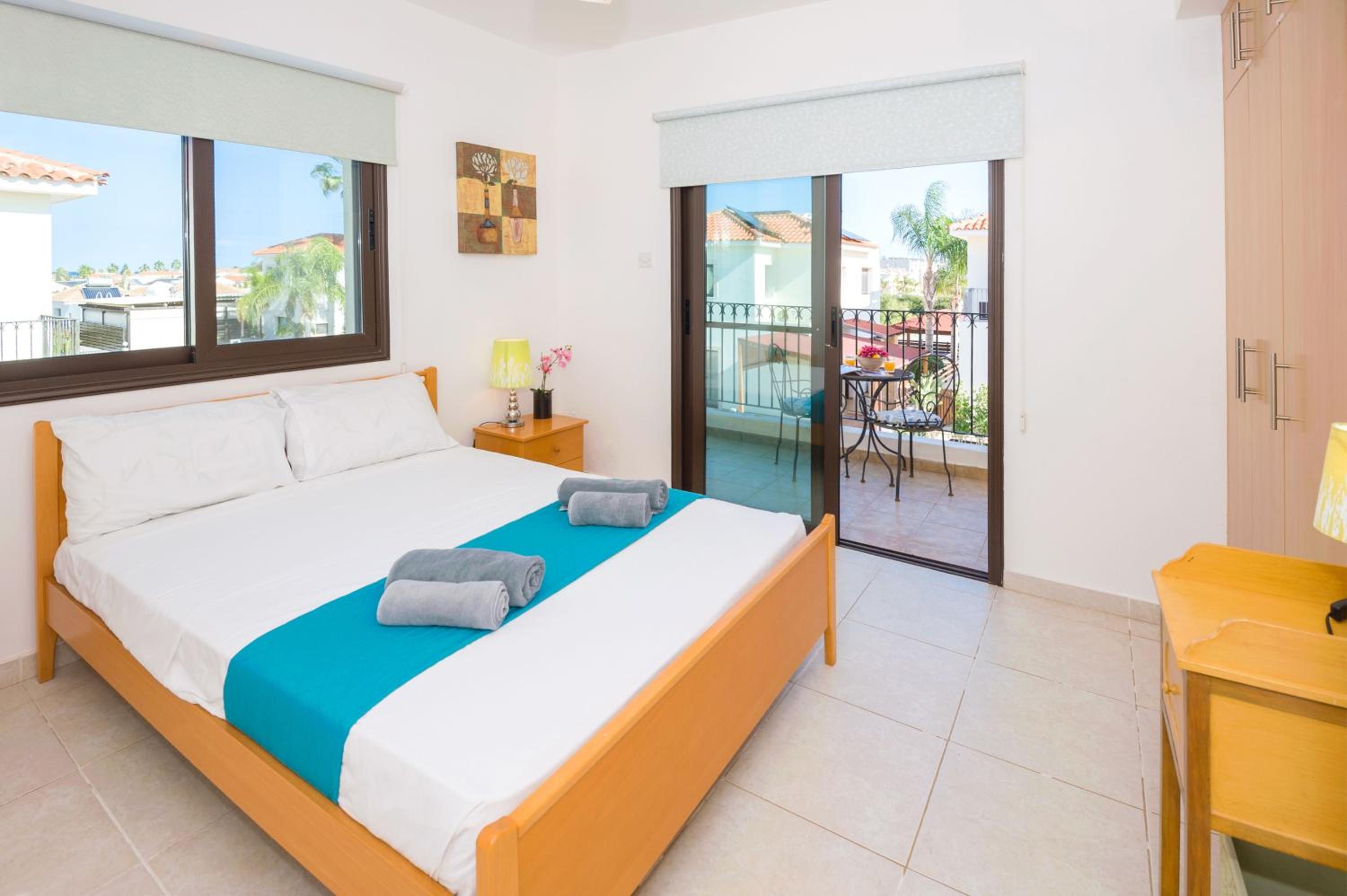 Villa Maya - 4bed with Private Heated Pool