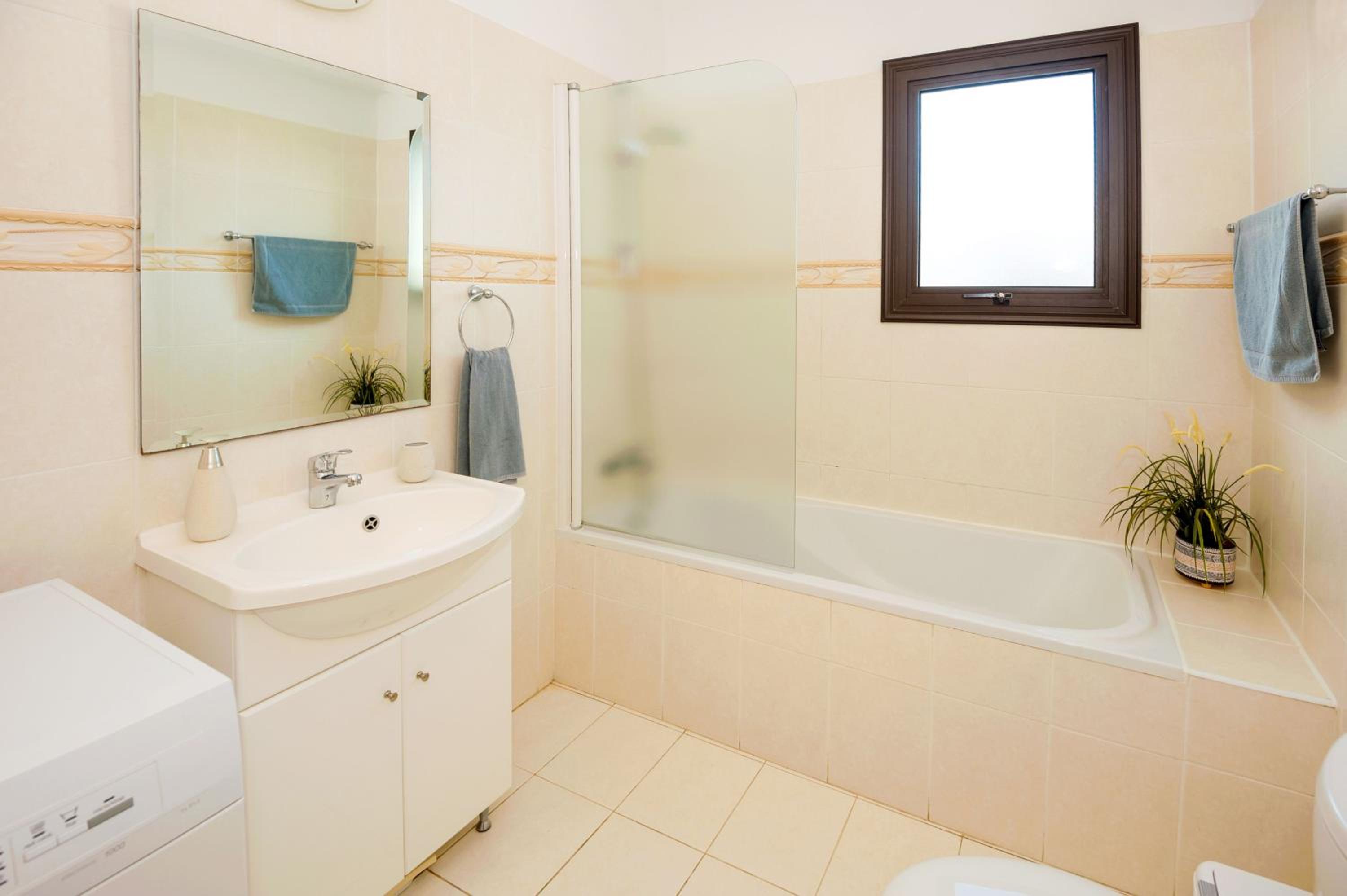 Villa Maya - 4bed with Private Heated Pool