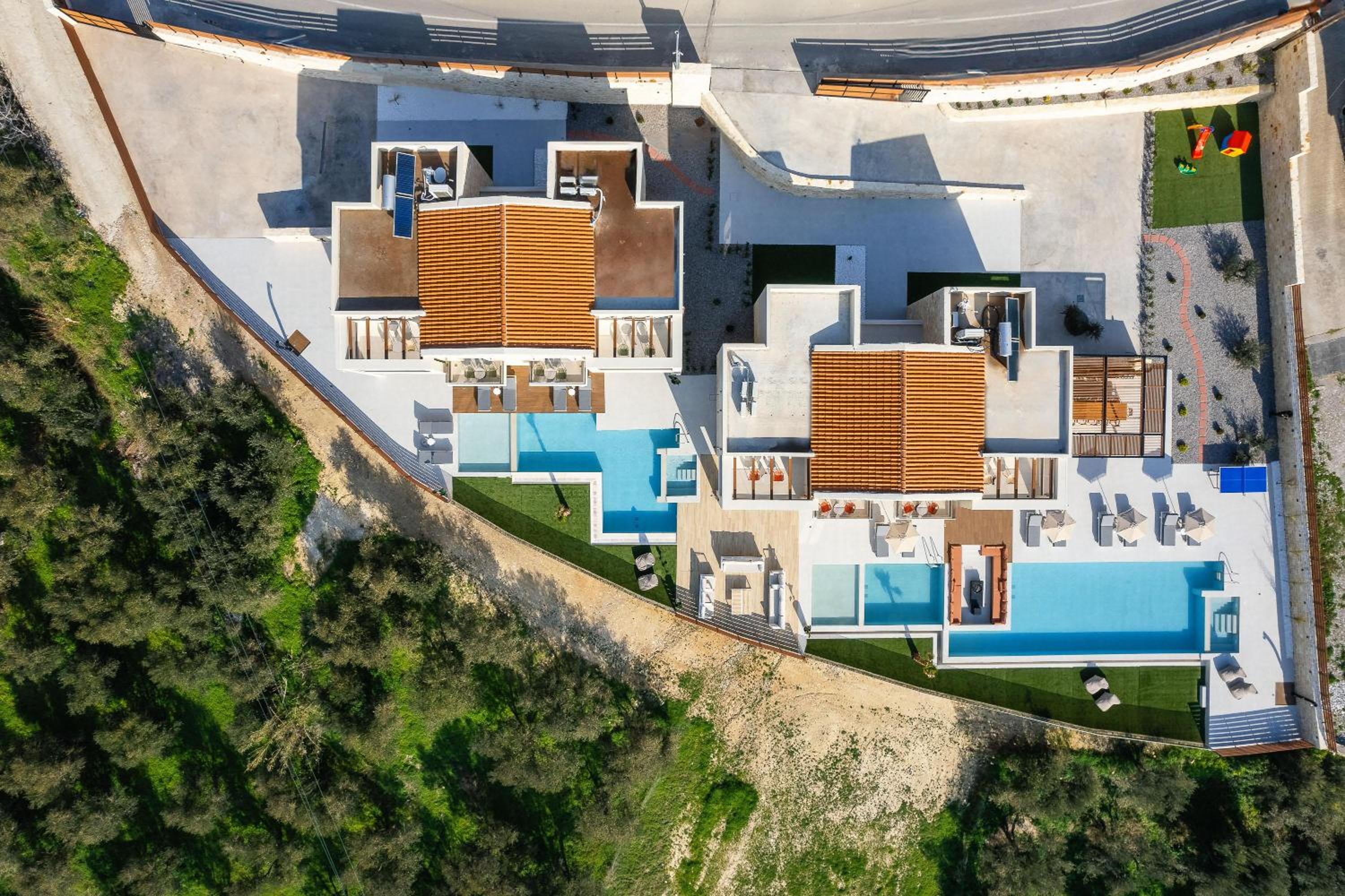 Vellis Residence