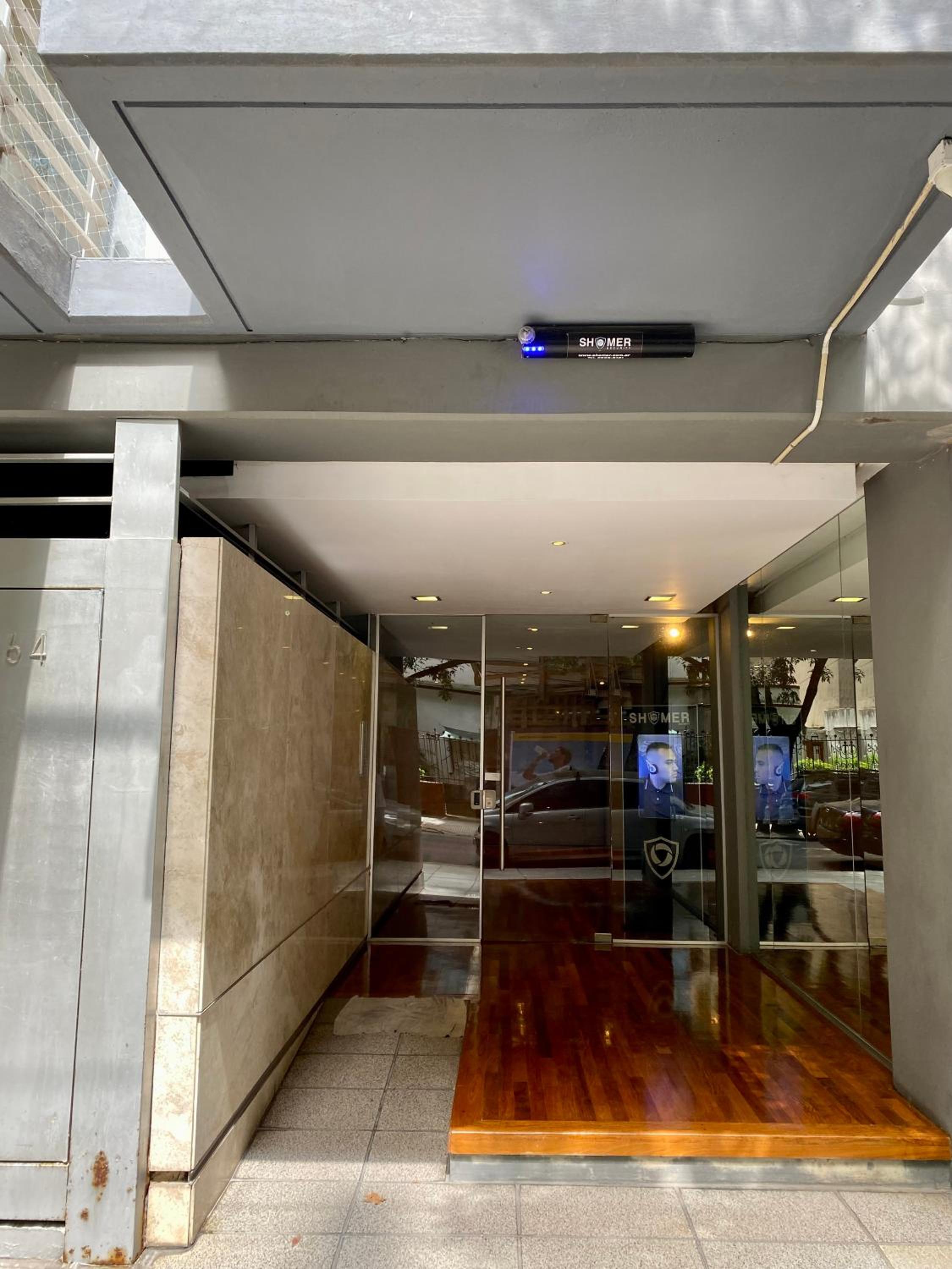 Monumental & Fleni Exclusive Apartment with Pool and Gardens