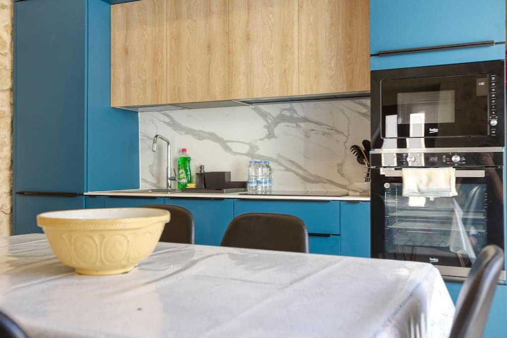 A 2BR farmhouse with private pool in Zebbug & BBQ by 360 Estates photo 2