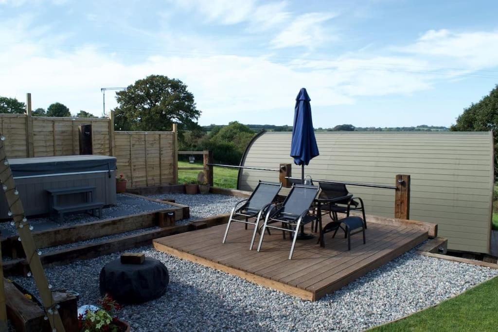 Secluded Luxury Pod with Hot Tub