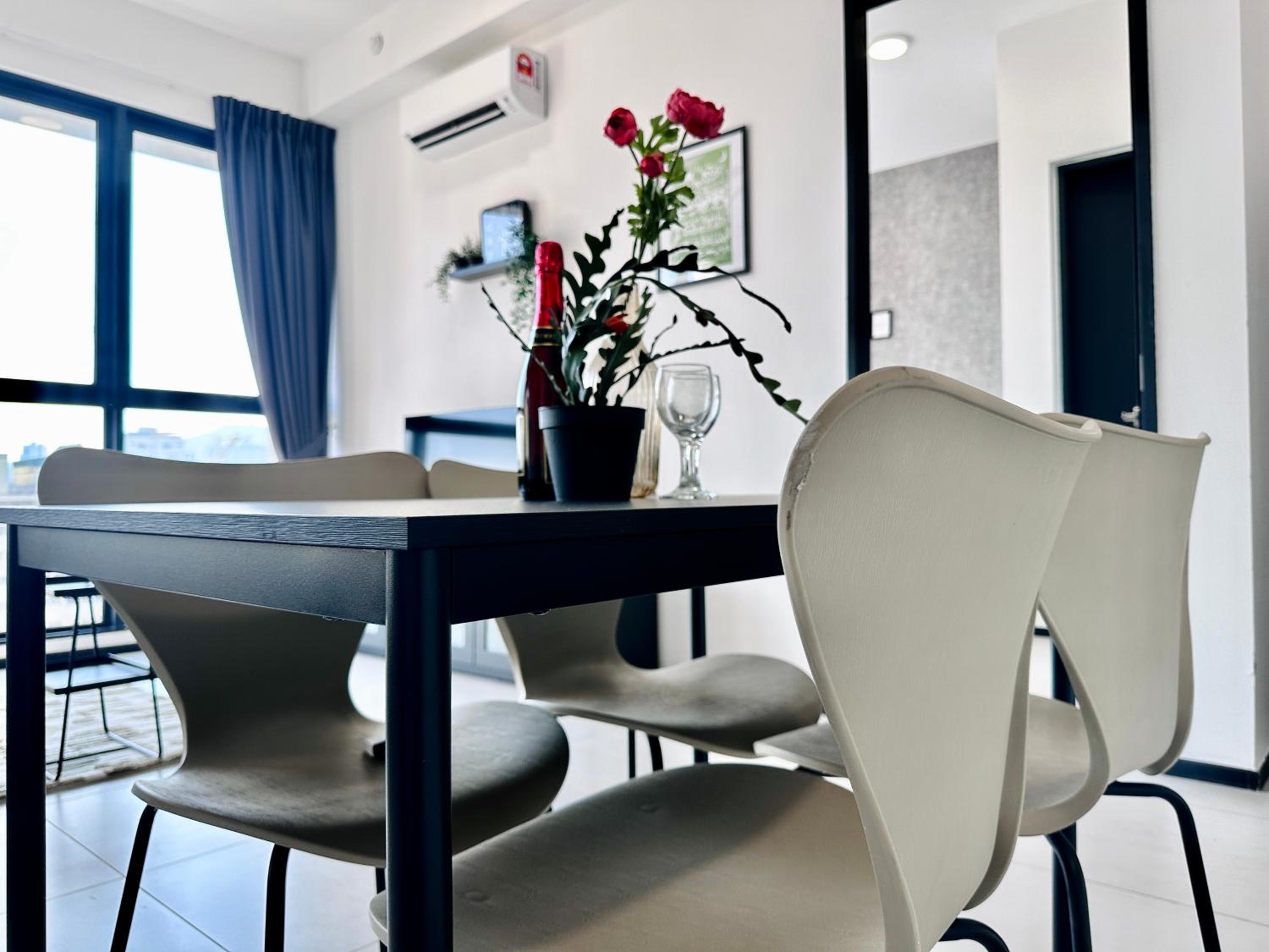 New Urban Suite Majestics 3BR Homestay at Georgetown BY URBAN STAYCATION LOD PULSE