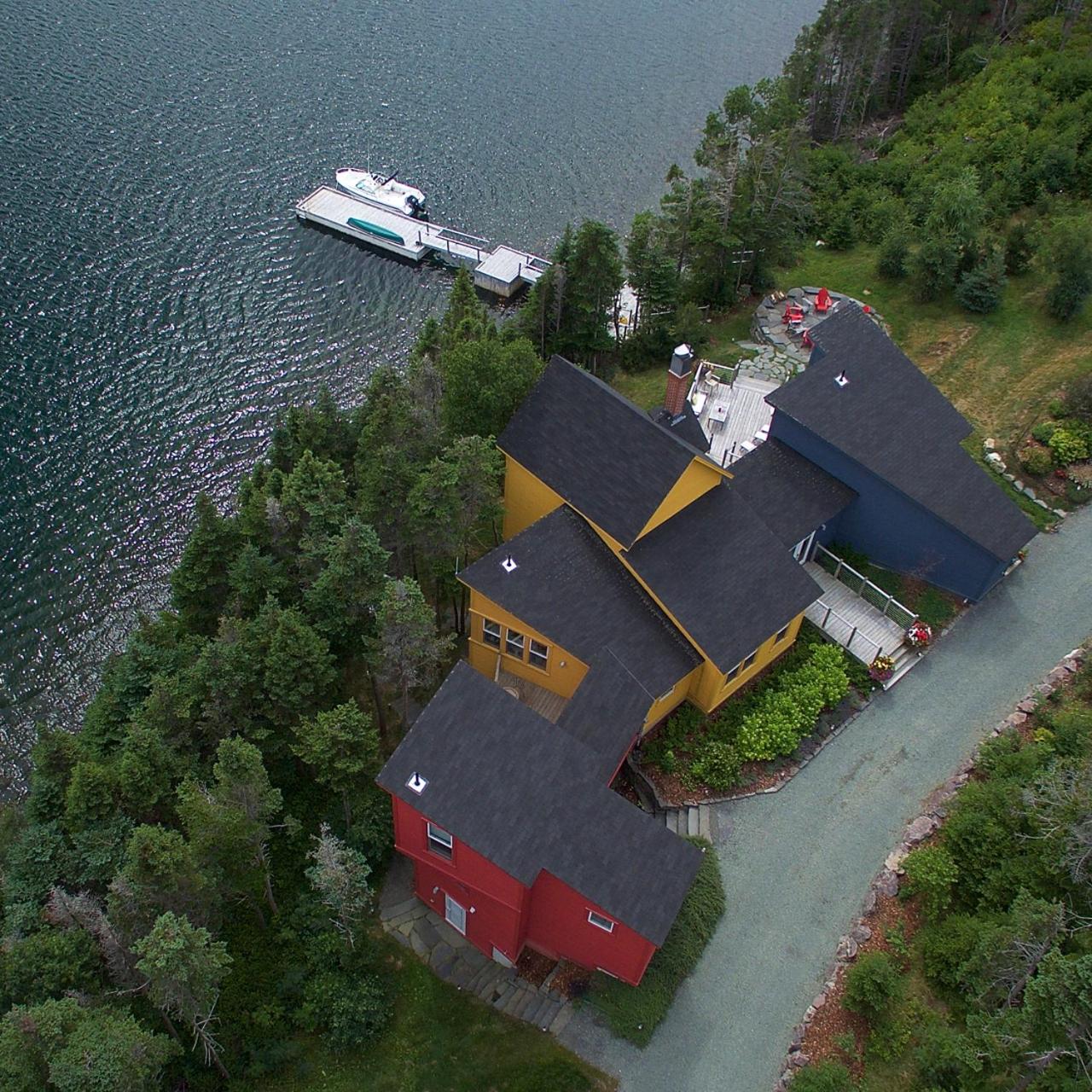 Lodging at Goose Cove Retreat - Trinity, Newfoundland