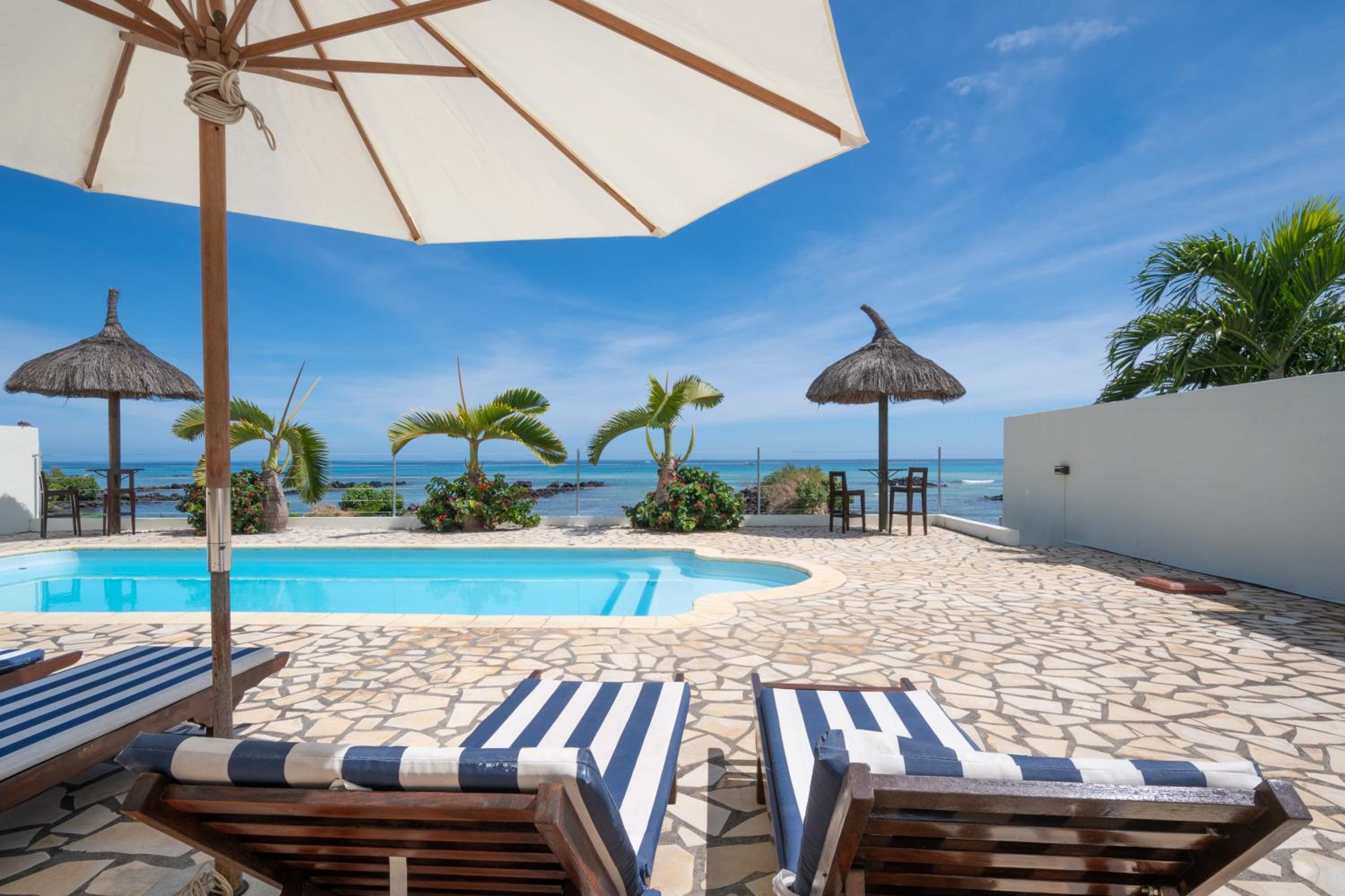 Beachfront Vista photo 5