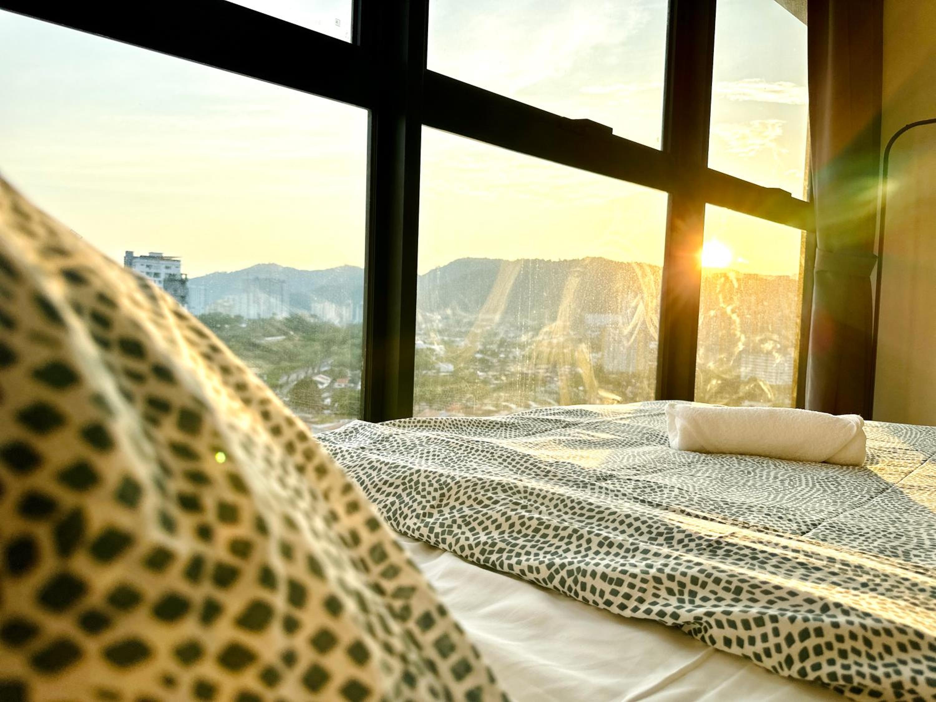 New Urban Suite Majestics 3BR Homestay at Georgetown BY URBAN STAYCATION LOD PULSE
