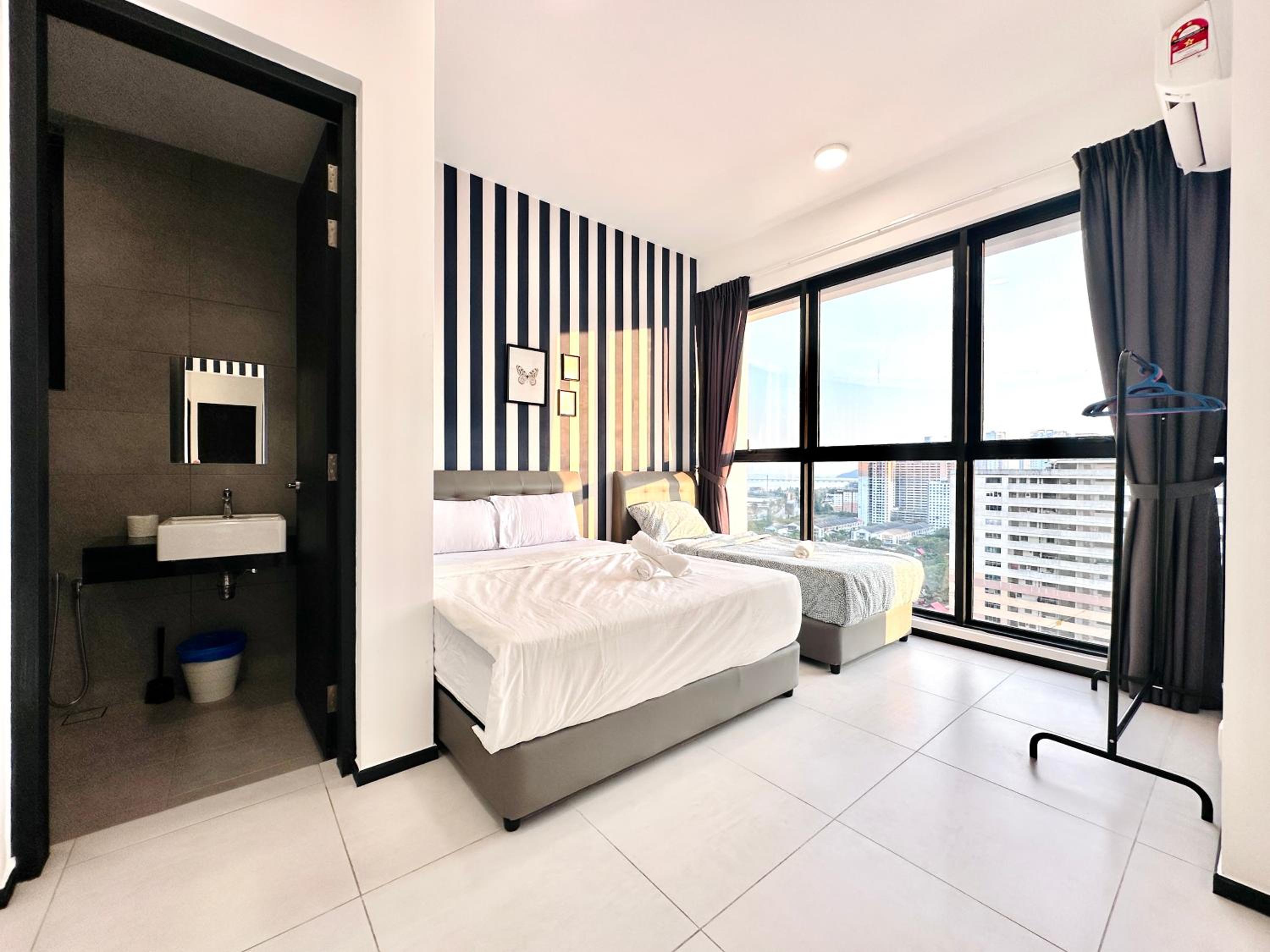 New Urban Suite Majestics 3BR Homestay at Georgetown BY URBAN STAYCATION LOD PULSE