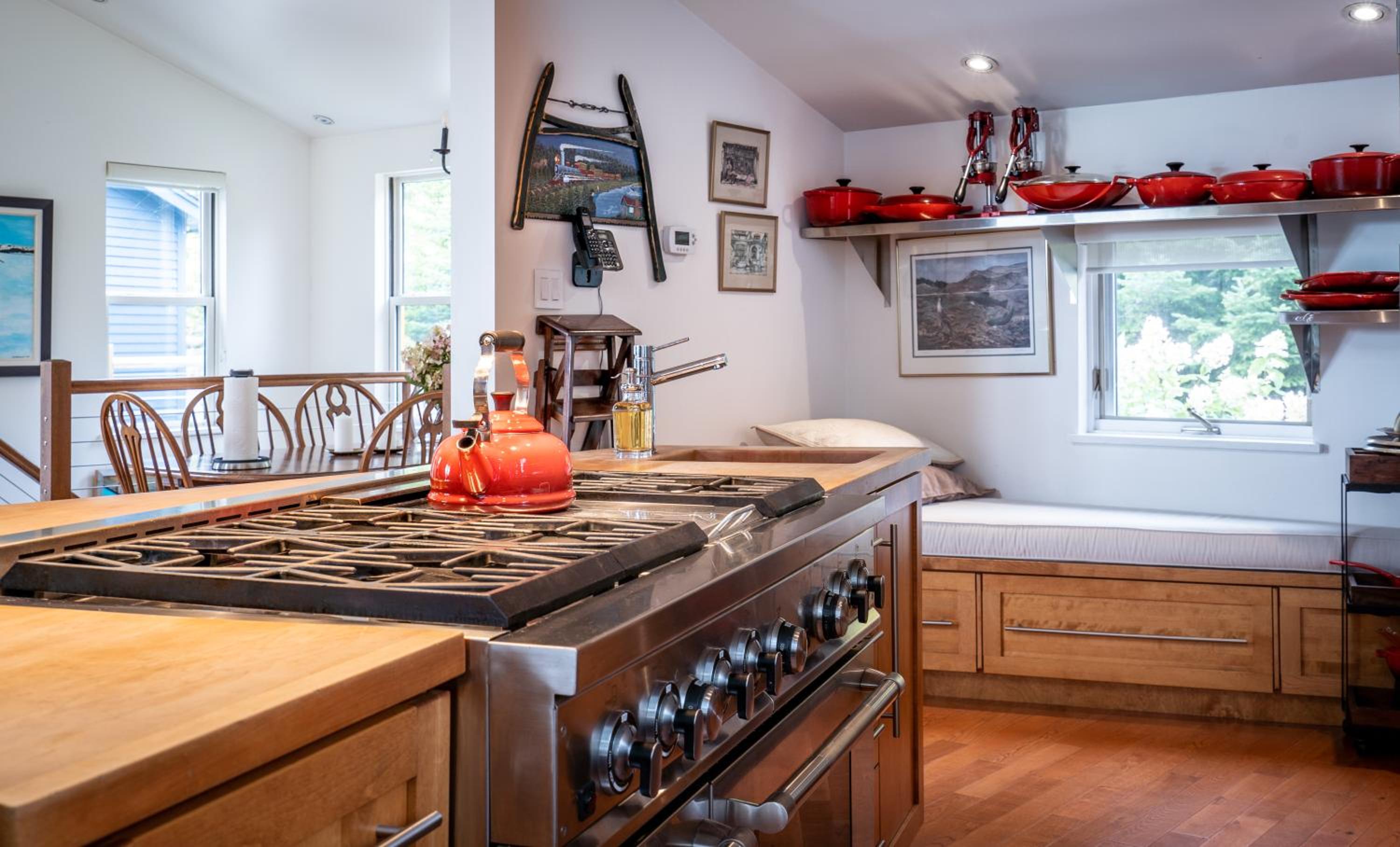 Lodging at Goose Cove Retreat - Trinity, Newfoundland