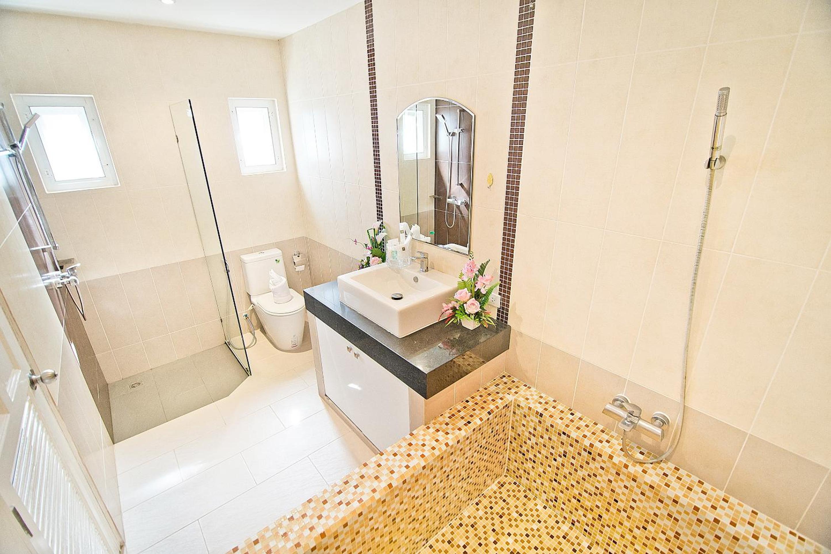 Tropicana Pool Villa