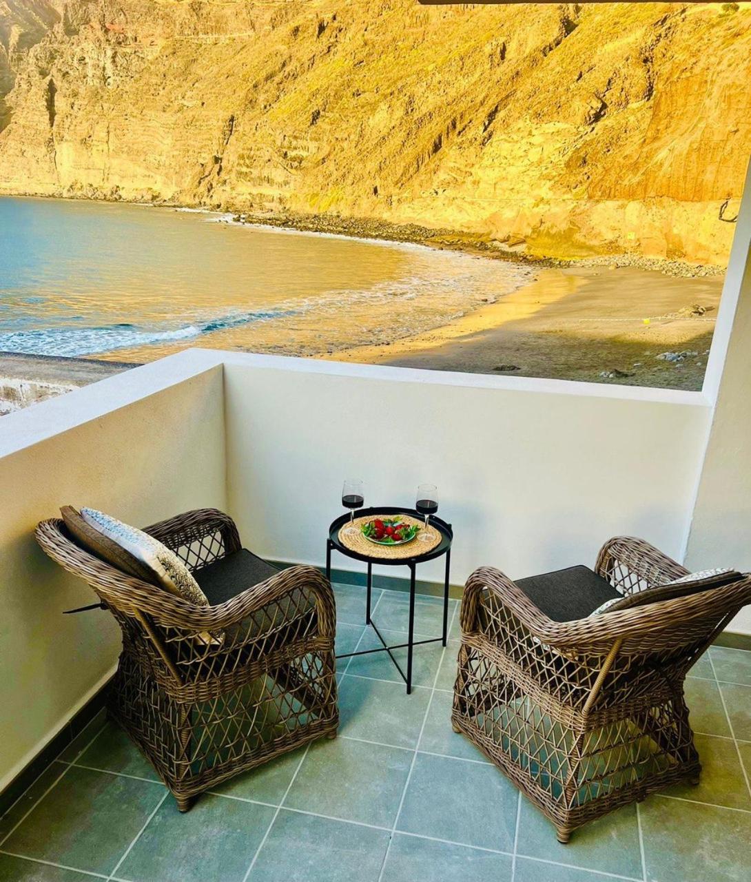 Santiago del Teide Vacations - National Trust Beach Apartment - Property Image 6