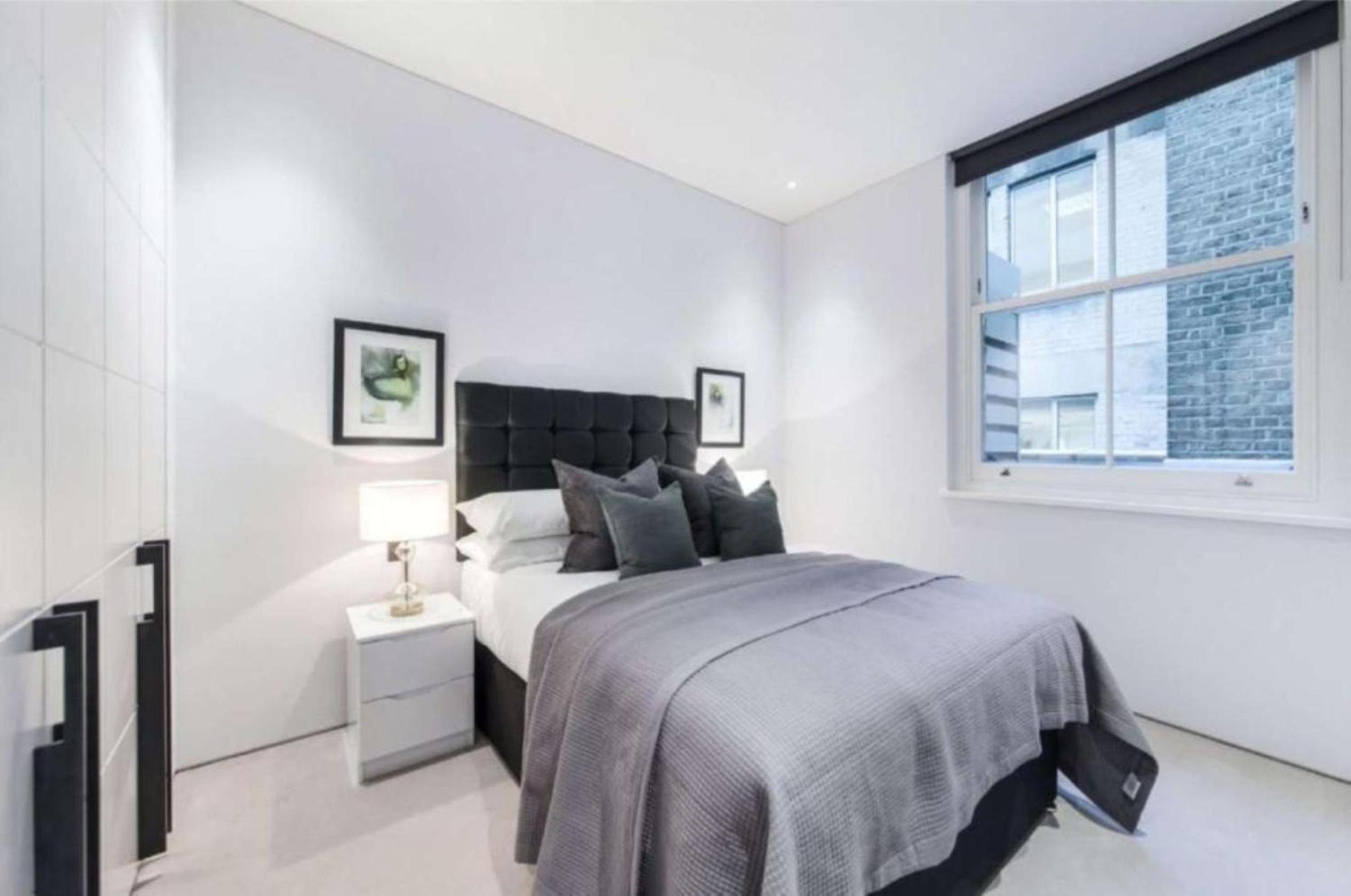 LARGE PENTHOUSE MAYFAIR SLEEPS UP TO 12