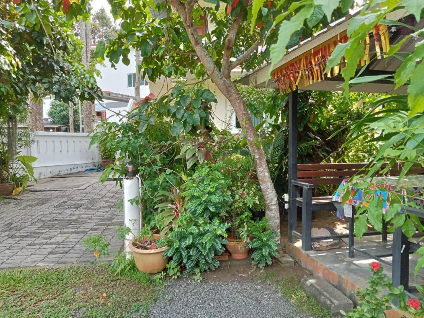 Wattana Bungalow view 3